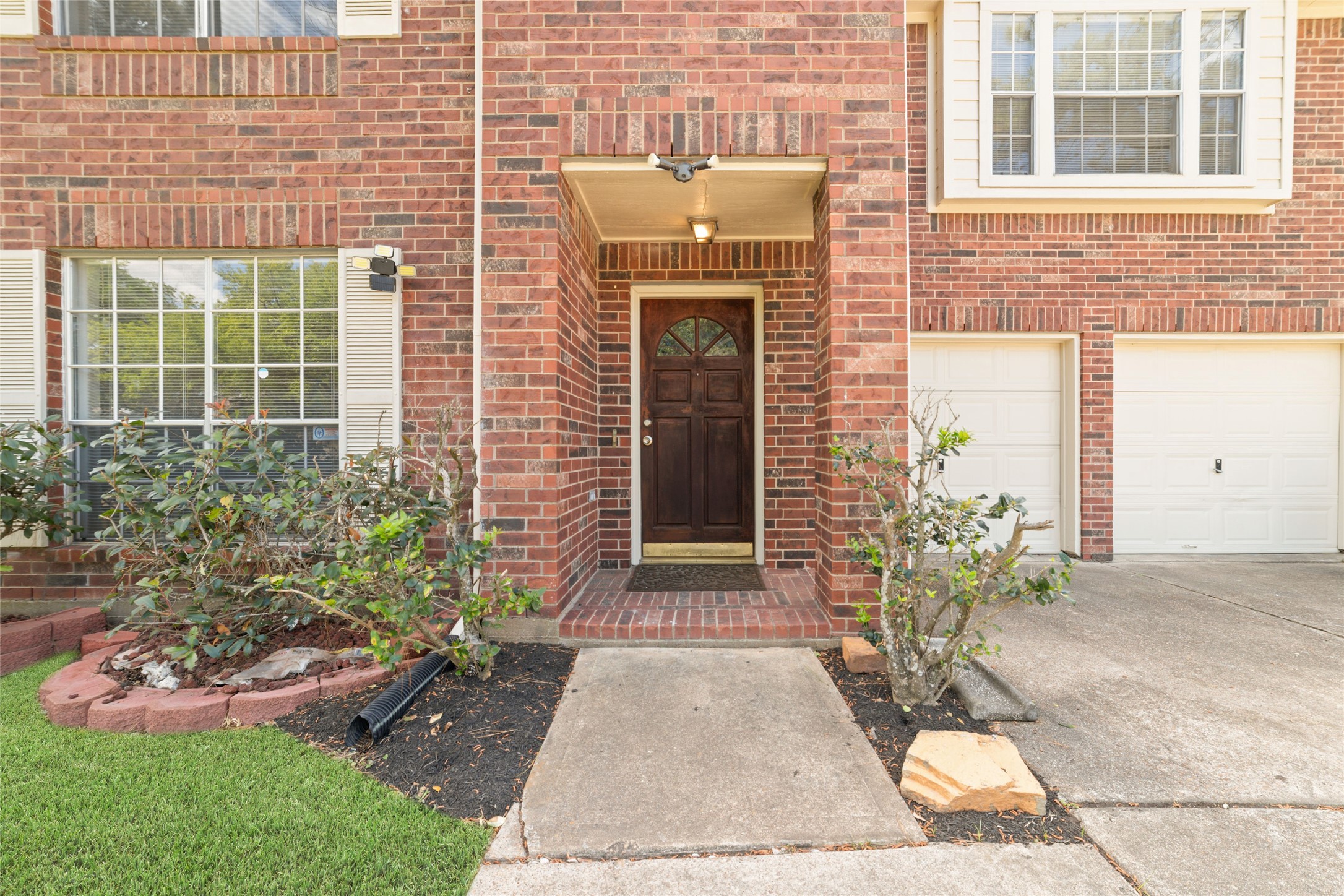 14431 Parkesgate Drive Property Photo 2