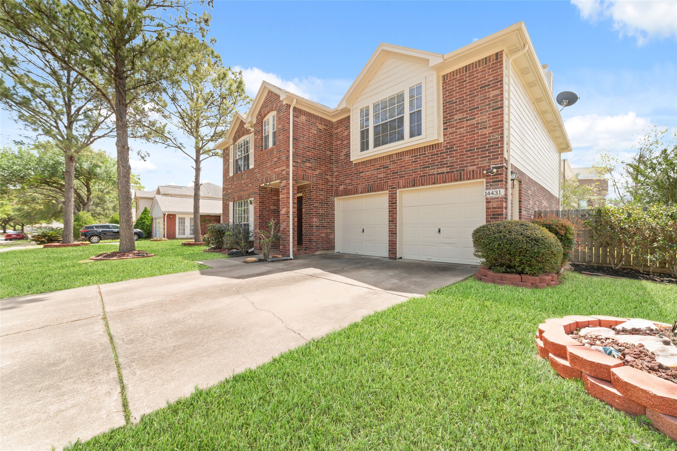 14431 Parkesgate Drive Property Photo 4