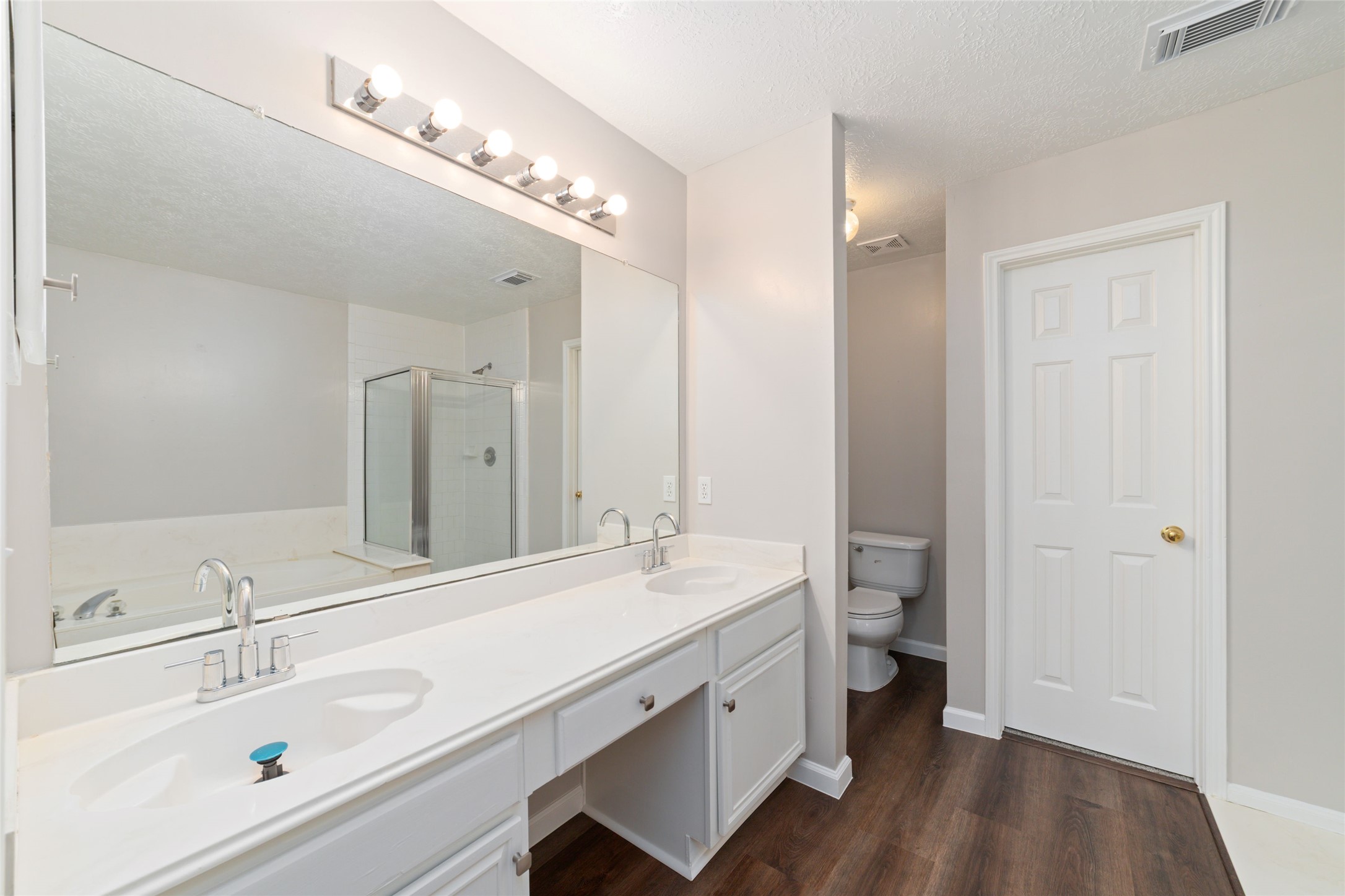 14431 Parkesgate Drive Property Photo 29