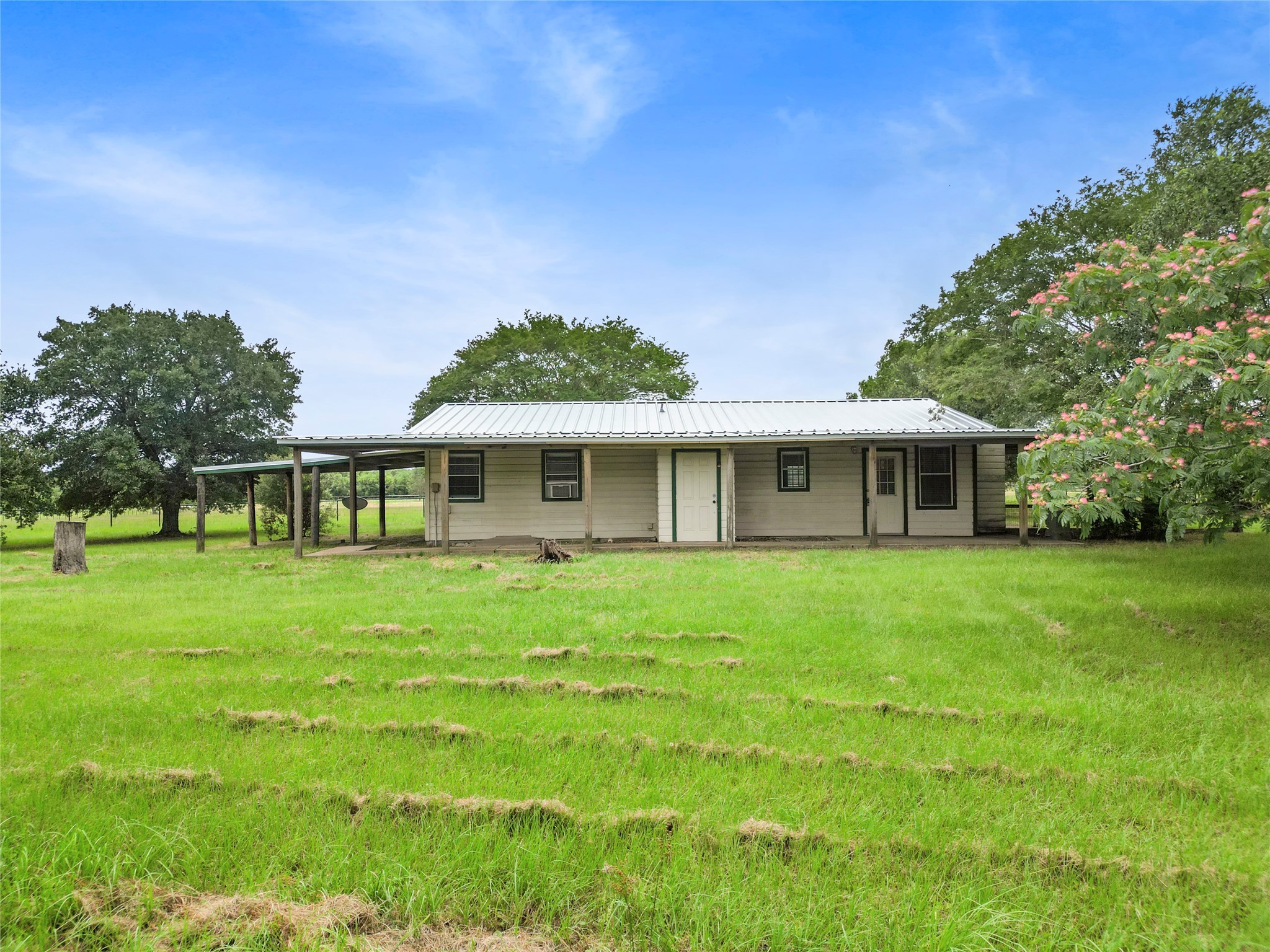 25 Willey Road Property Photo 1
