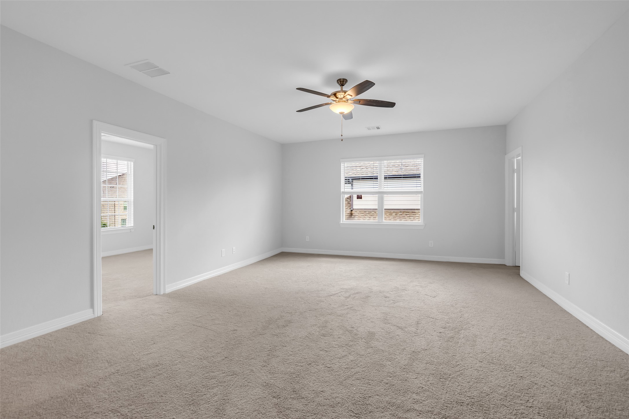 2115 Jitterbug Lane Property Photo 17