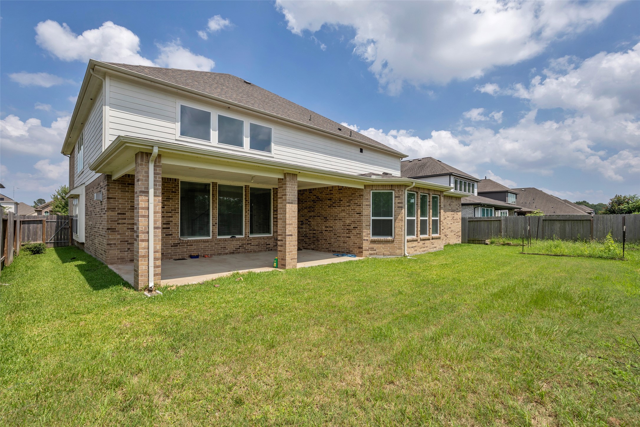2115 Jitterbug Lane Property Photo 25