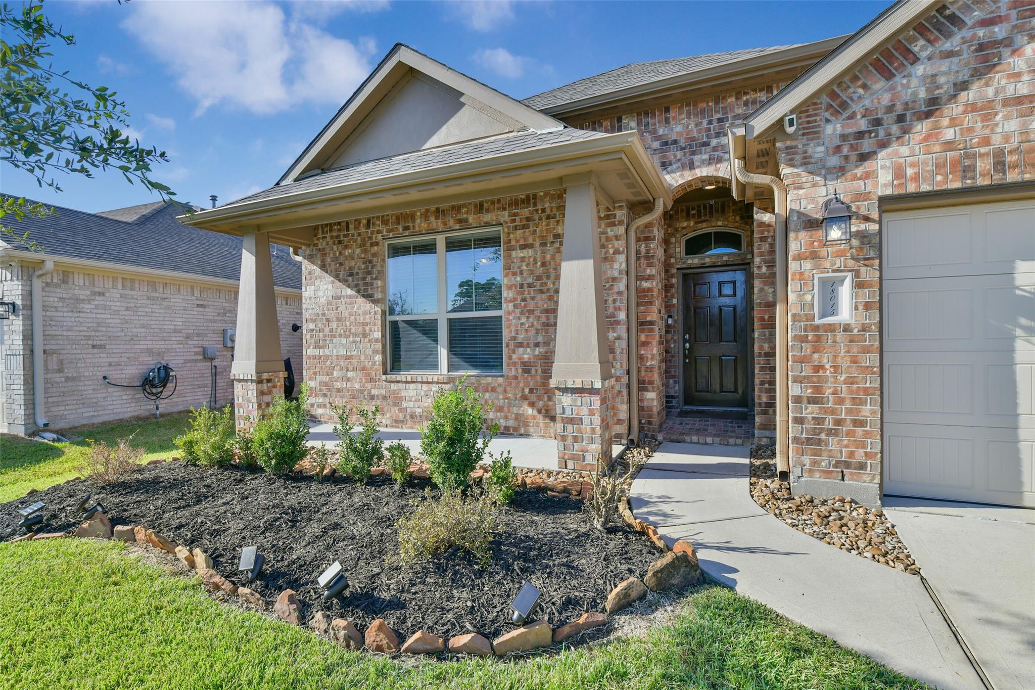 18015 Svensson Slade Lane, Houston Tx 77044 Property Photo 3