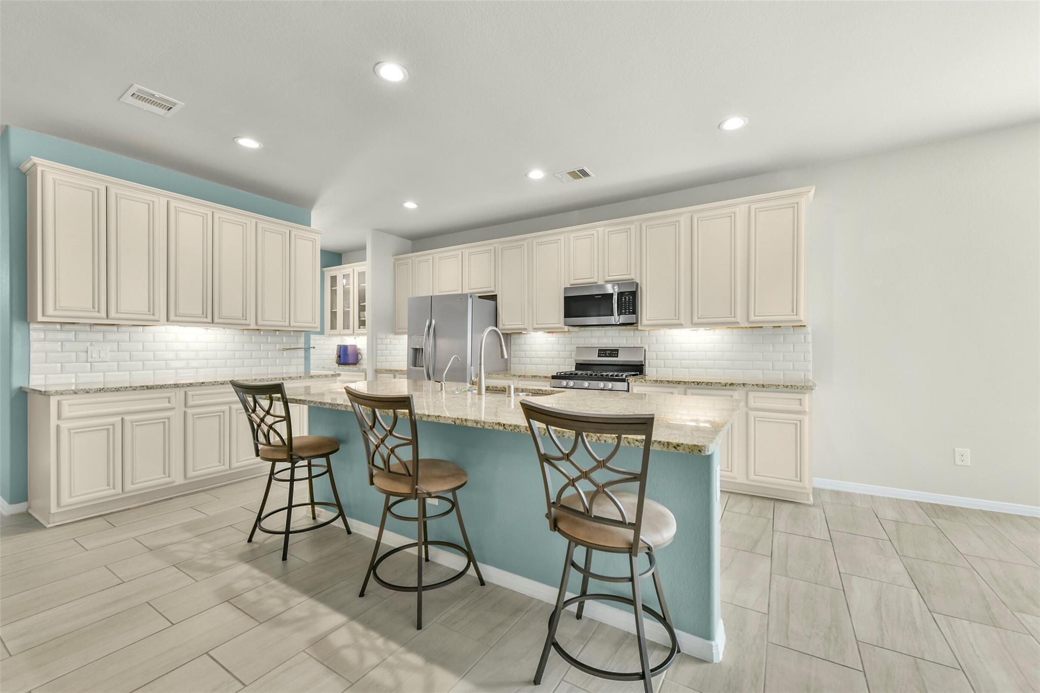 18015 Svensson Slade Lane, Houston Tx 77044 Property Photo 11