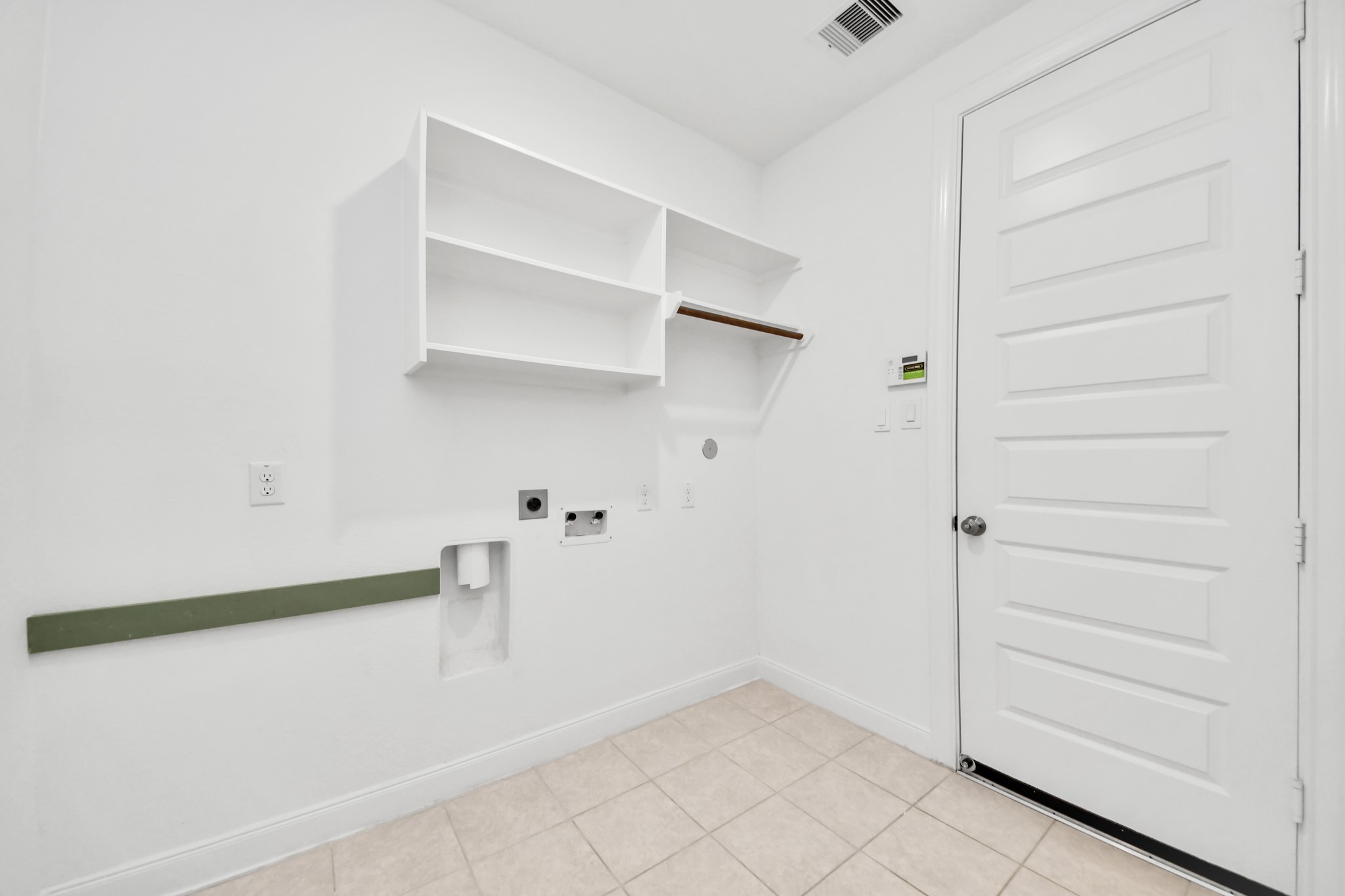 8727 Silver Crest Lane Property Photo 25