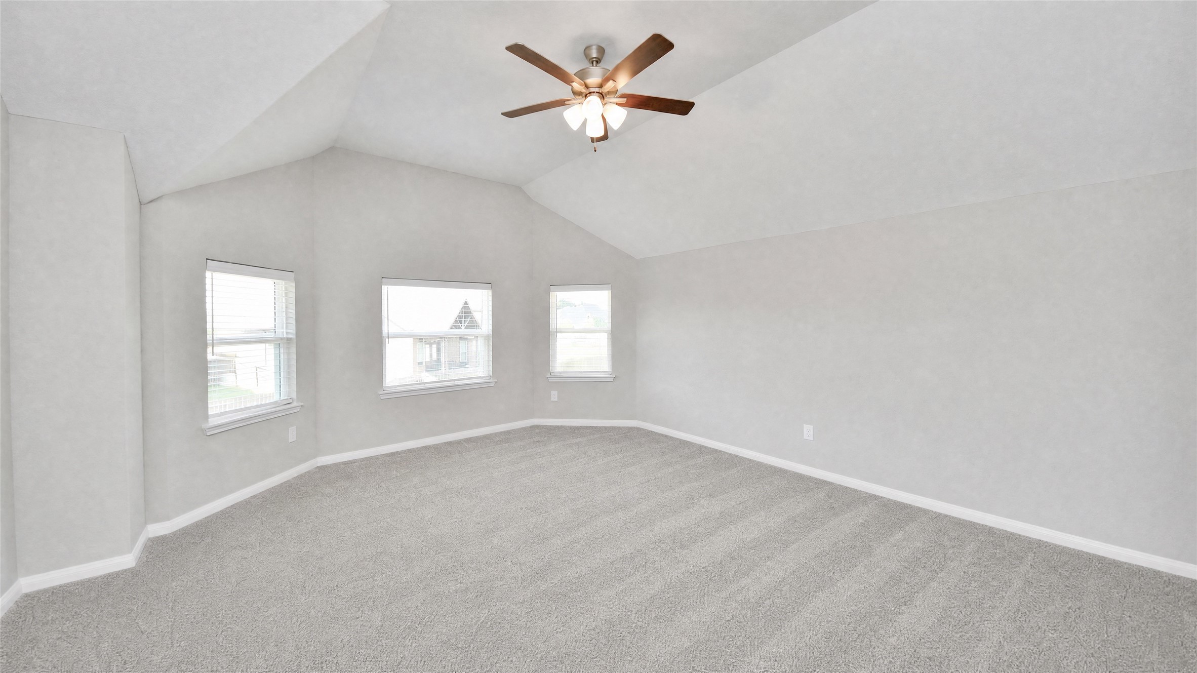 8727 Silver Crest Lane Property Photo 29