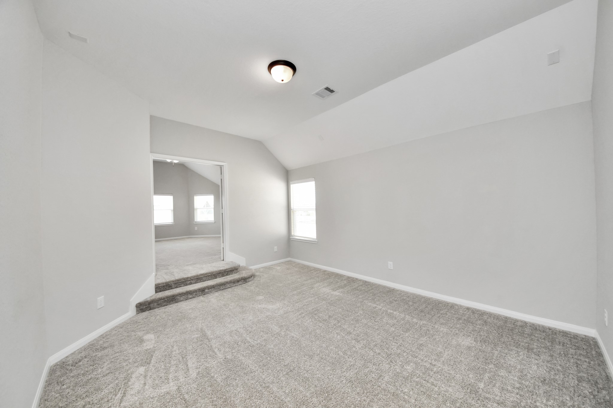 8727 Silver Crest Lane Property Photo 31