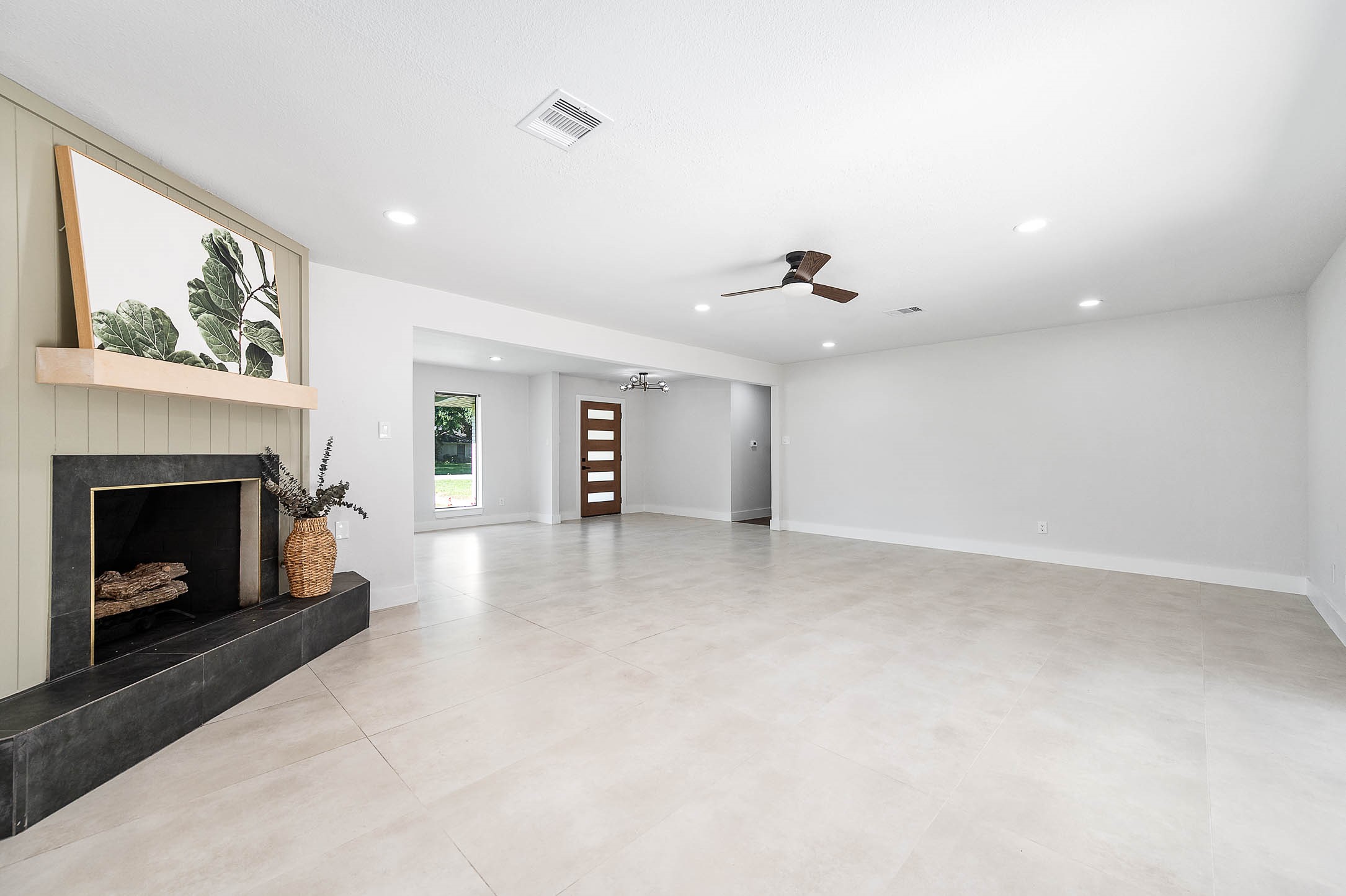 109 E Sherwood Drive Property Photo 12