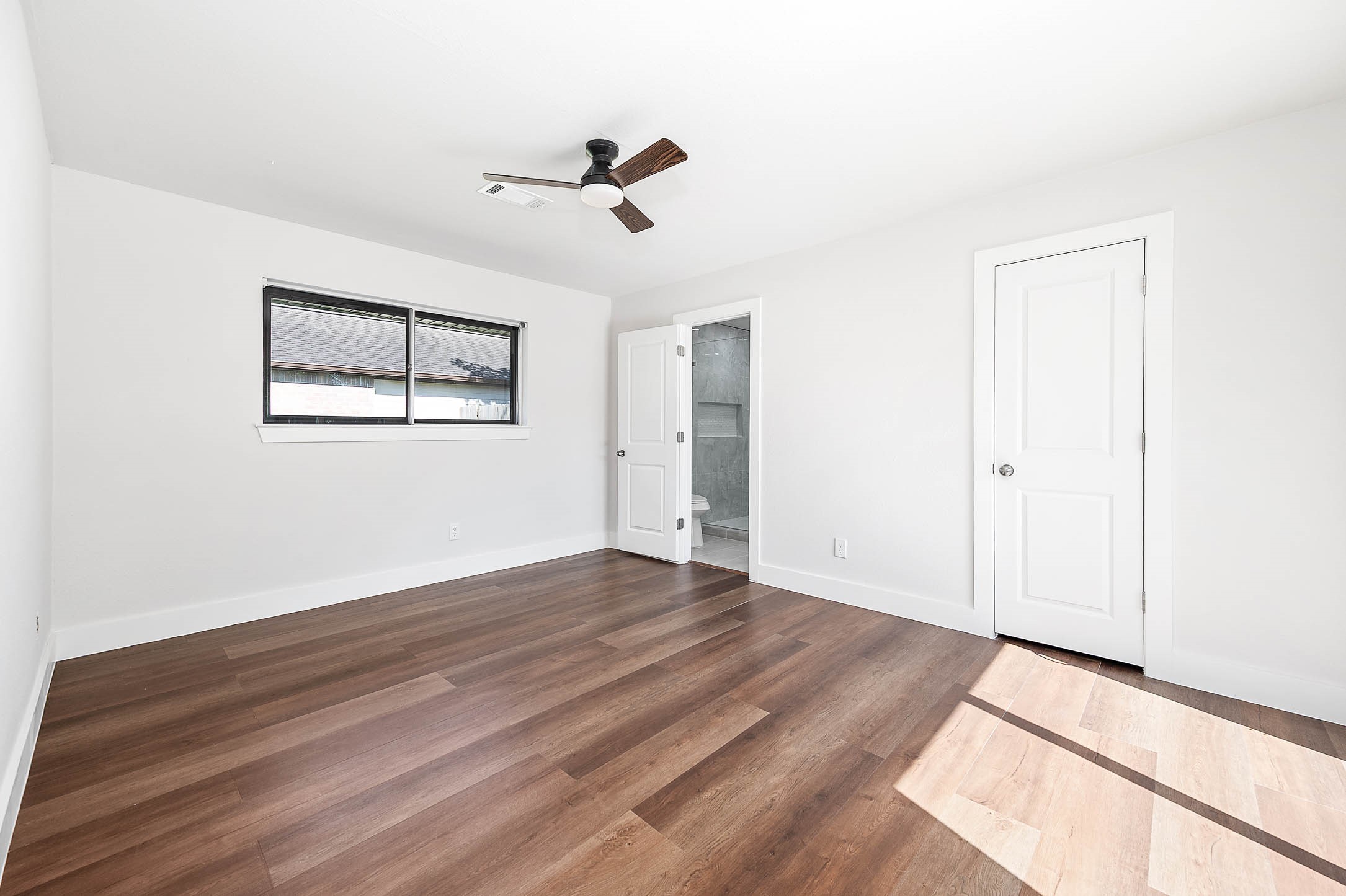 109 E Sherwood Drive Property Photo 31