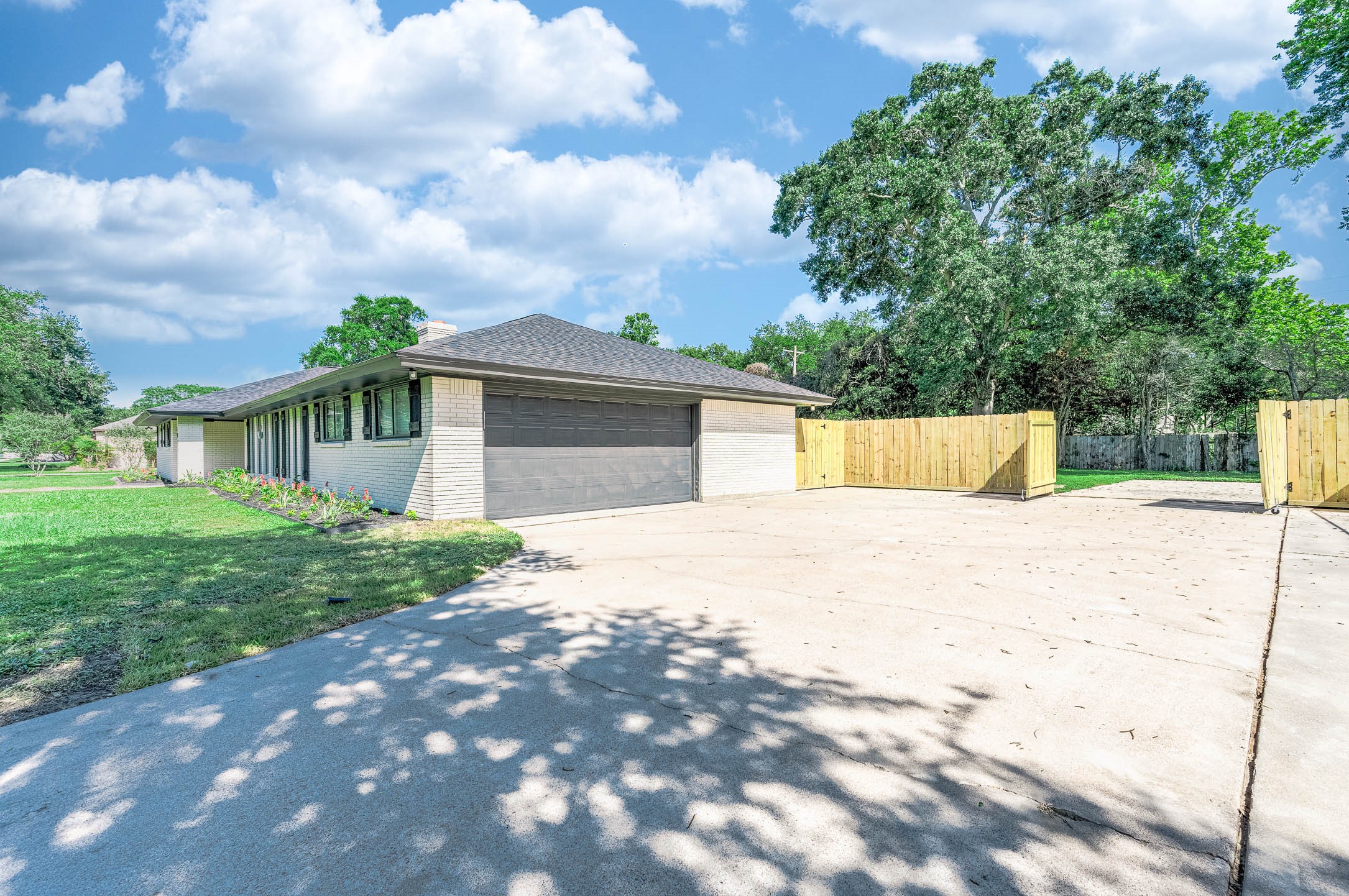 109 E Sherwood Drive Property Photo 35
