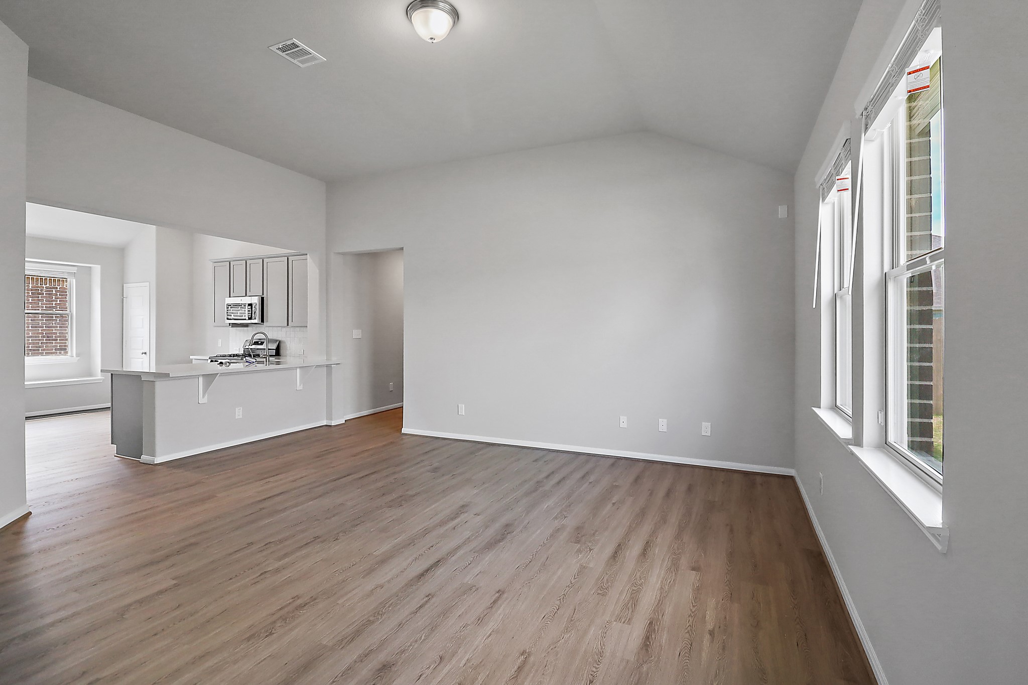 8431 Moonlight Bay Circle Property Photo 5
