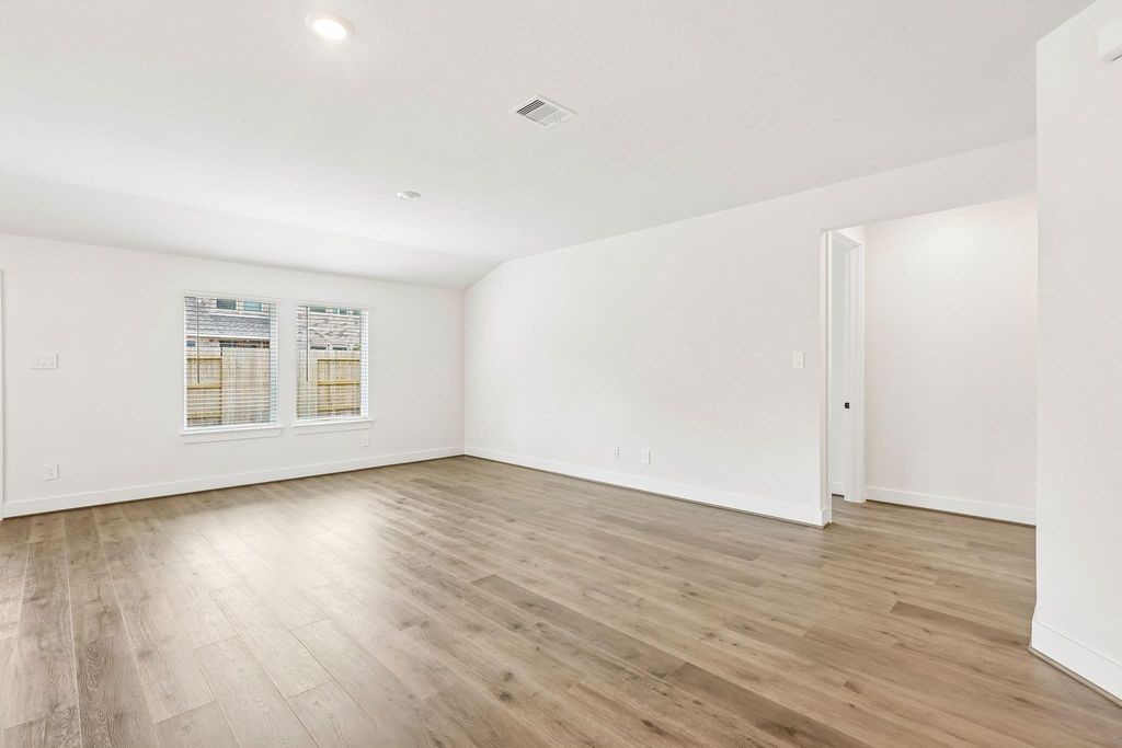 2814 Clapbread Lane Property Photo 10
