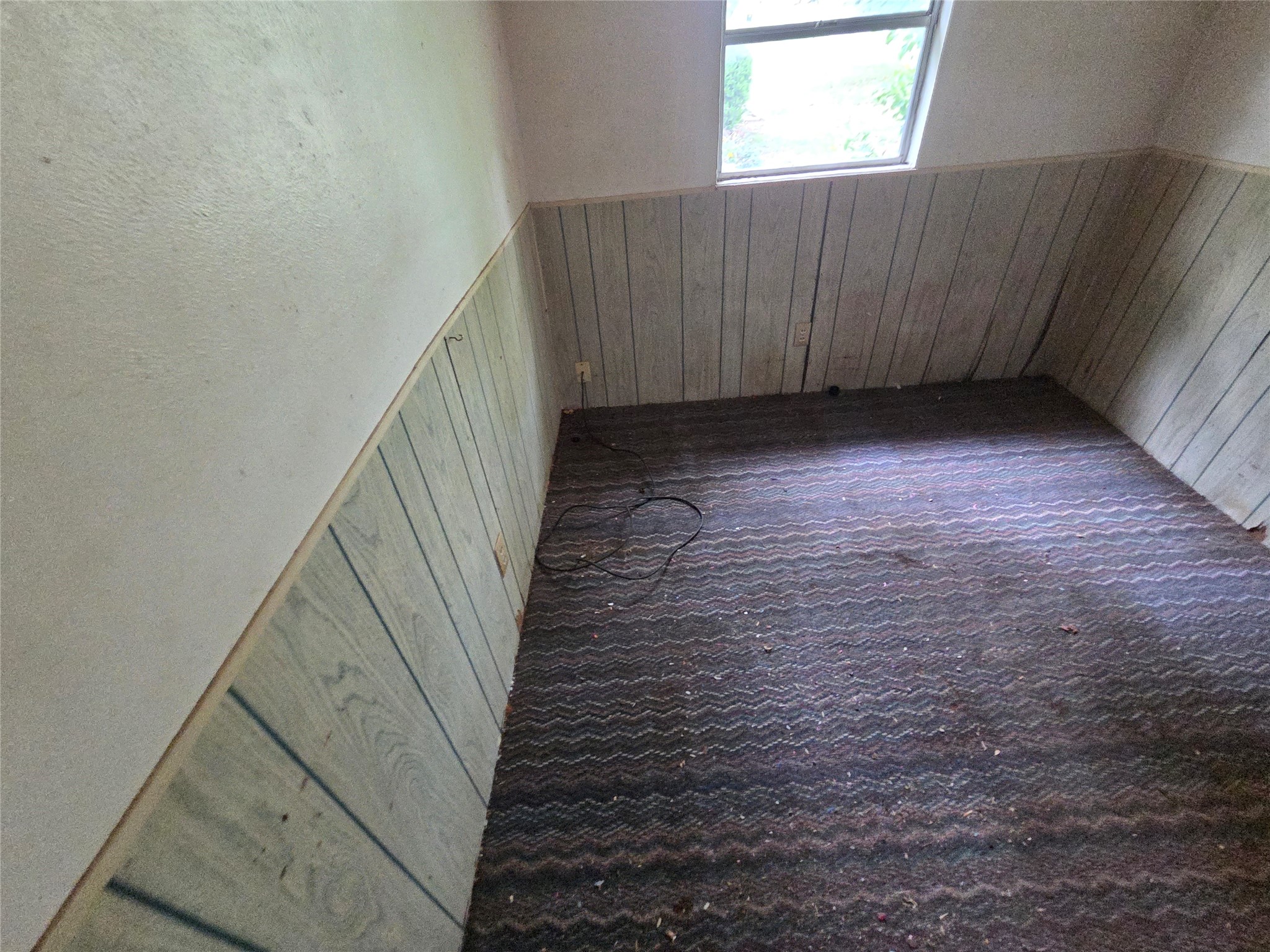 1007 S Scullin Avenue Property Photo 7