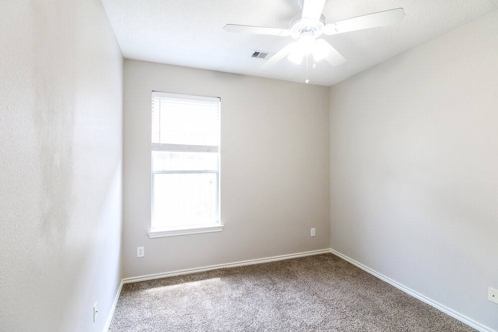 11003 Oasis View Lane Property Photo 11