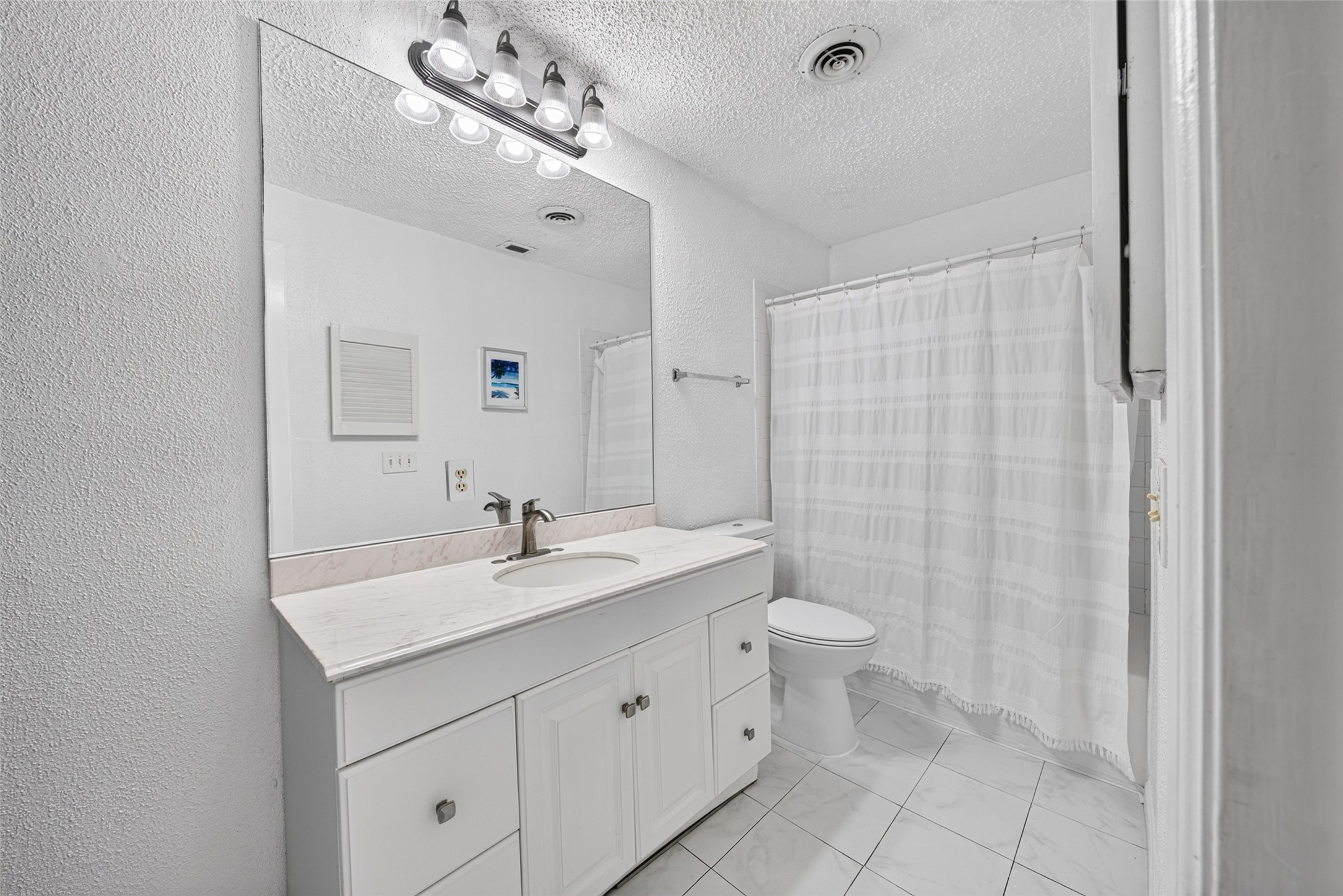 10047 Westpark Drive 65 Property Photo 6