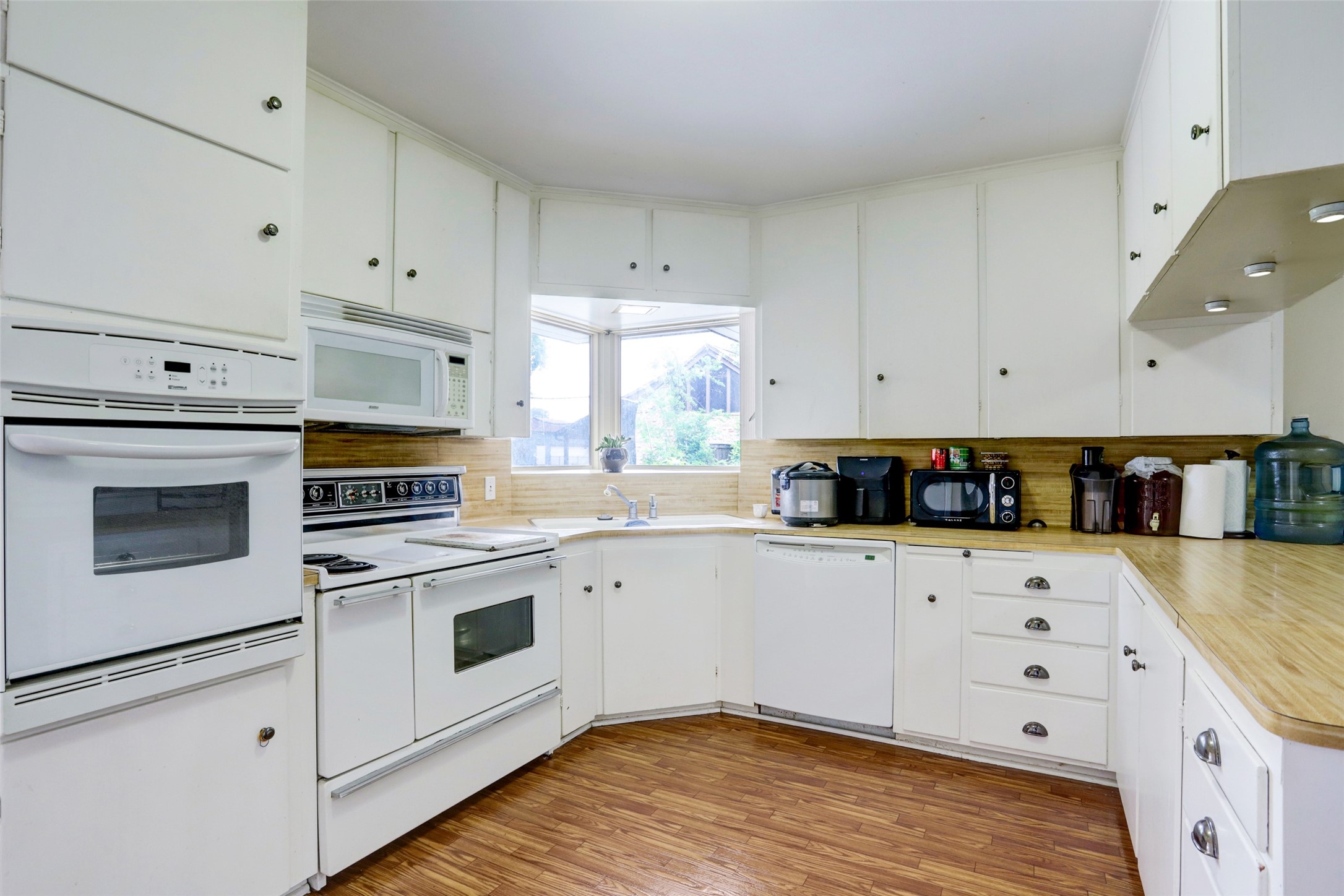 822 N Meyer Street Property Photo 5