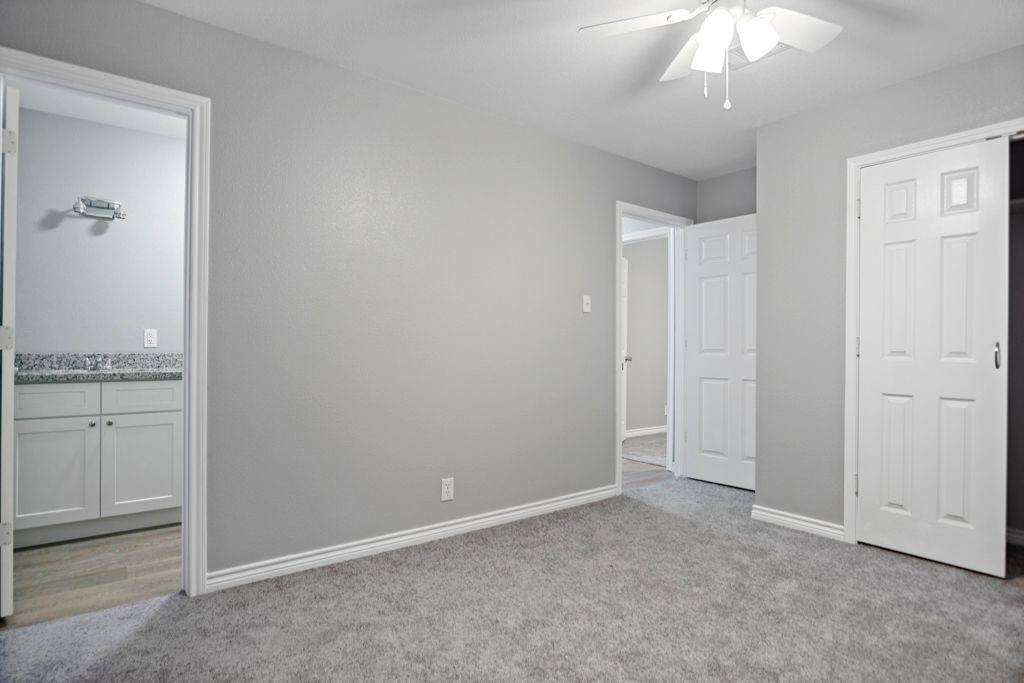 1347 E Palm Drive Property Photo 18