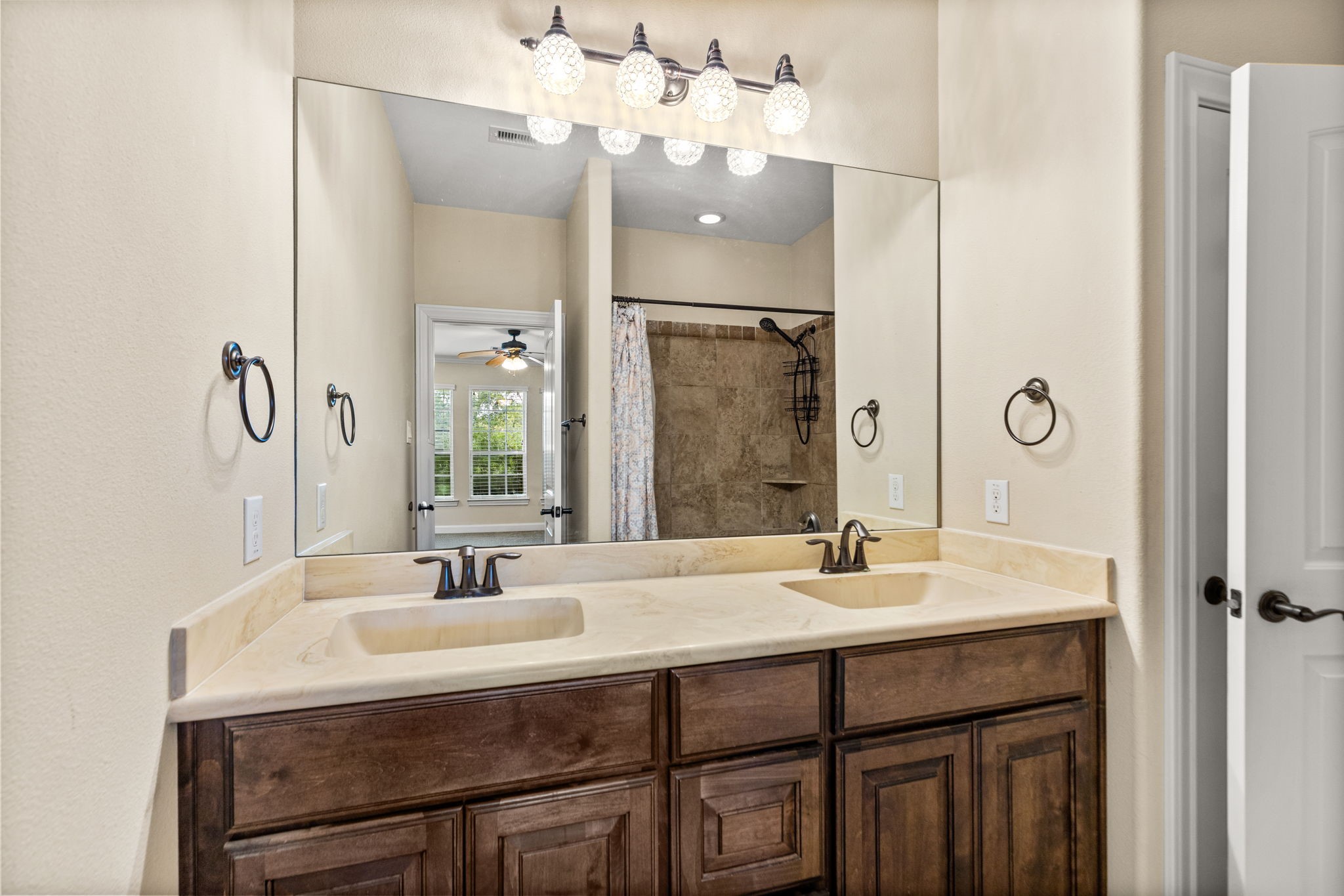 3755 County Road 160 Property Photo 18
