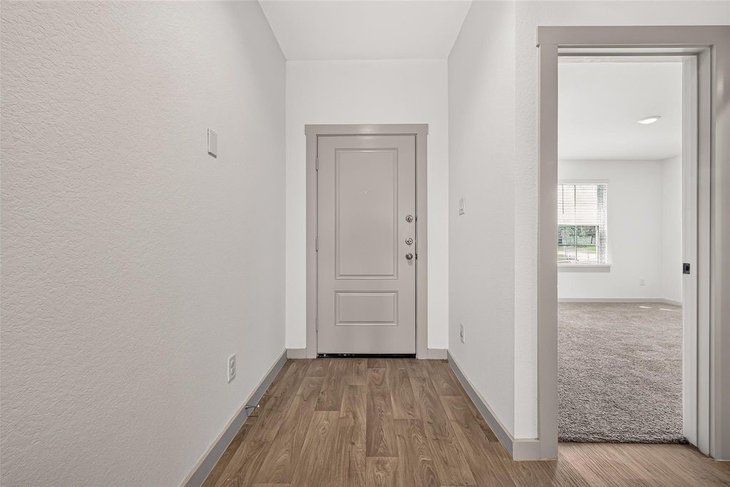 8043 Black Forest Lane Property Photo 3