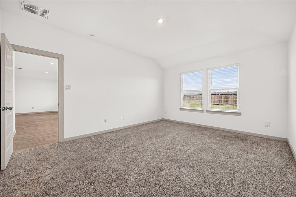 8043 Black Forest Lane Property Photo 24