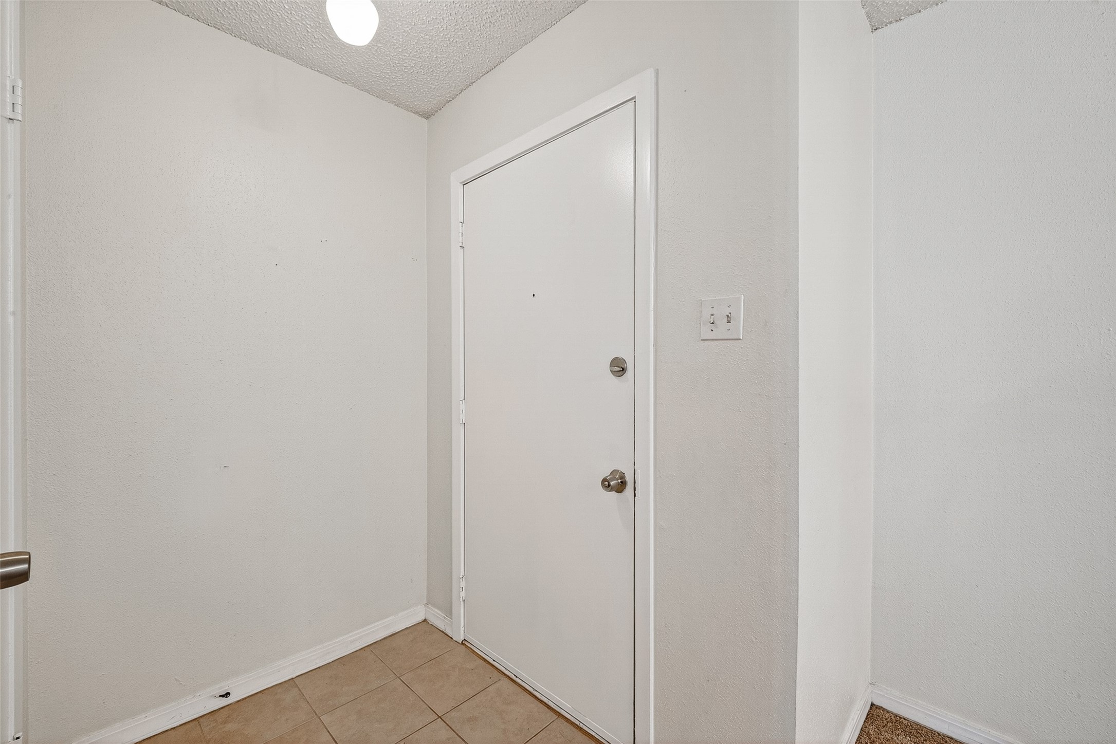 2800 Jeanetta Street 406 Property Photo 6