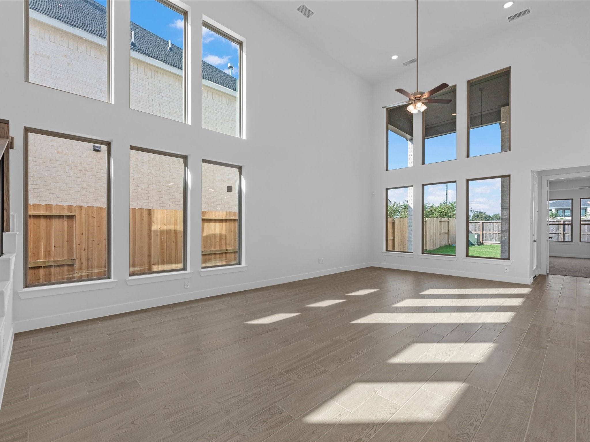 8331 Seasonal Solstice Trail Property Photo 4
