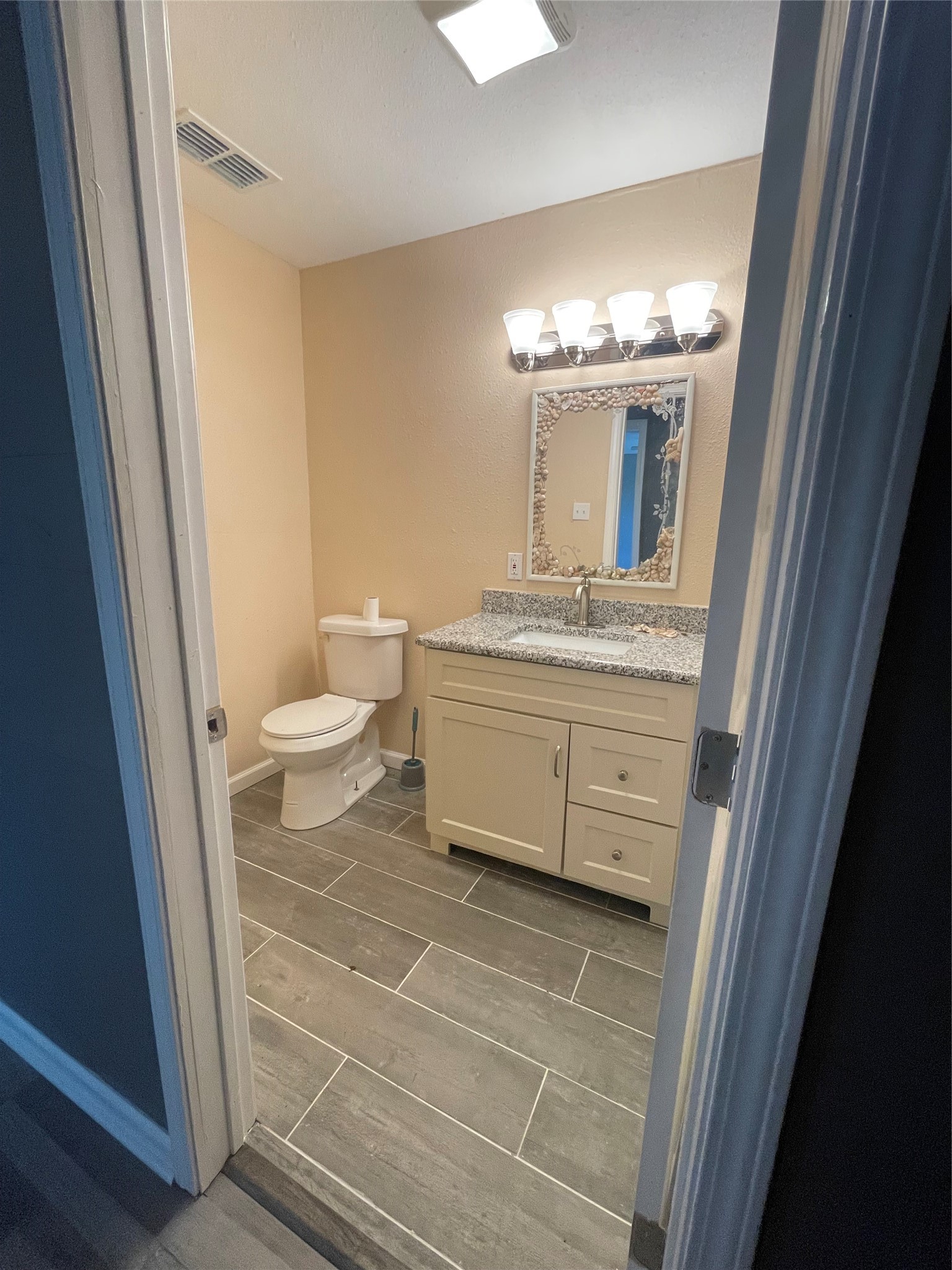700 & 708 3rd Street Property Photo 16
