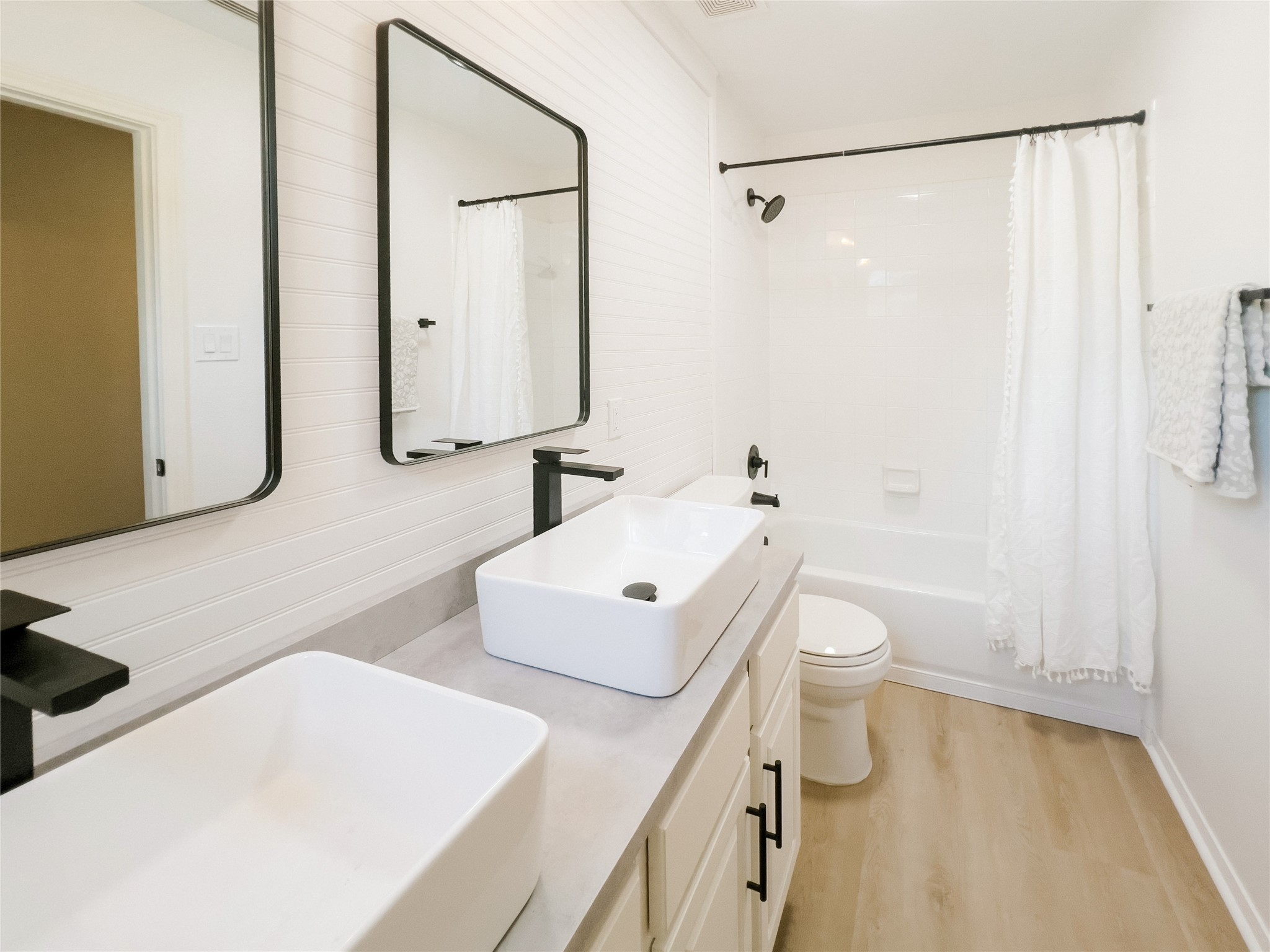 6131 Rachels Court Property Photo 19