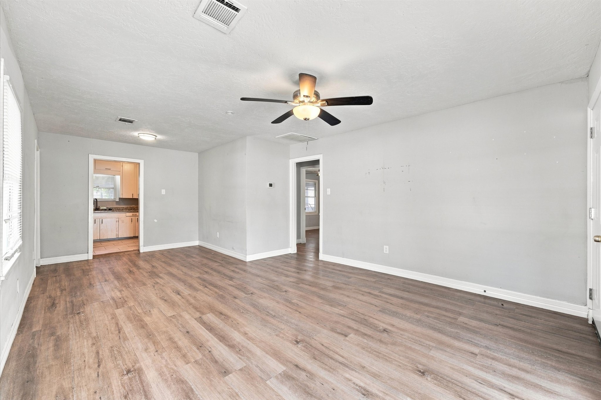 409 Alastair Drive Property Photo 8