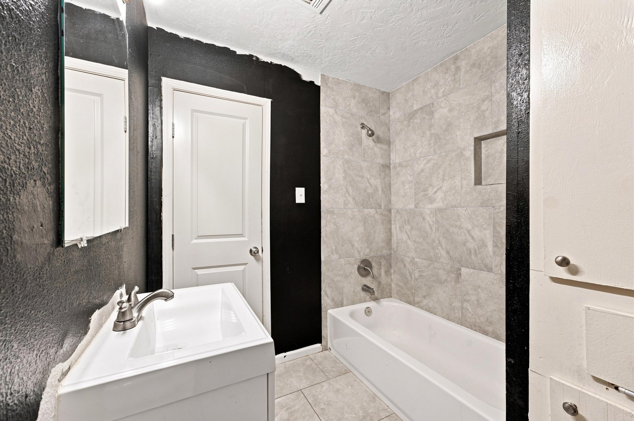 409 Alastair Drive Property Photo 12