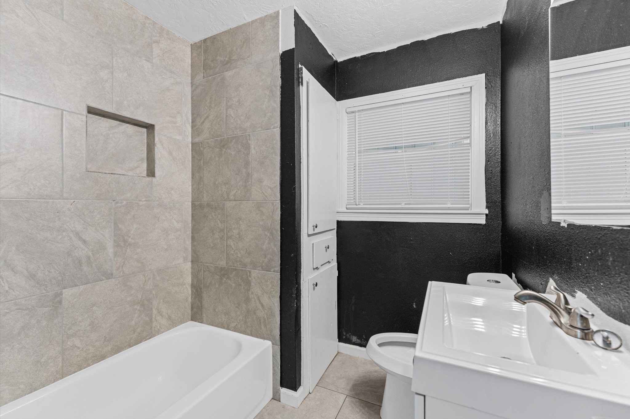 409 Alastair Drive Property Photo 16