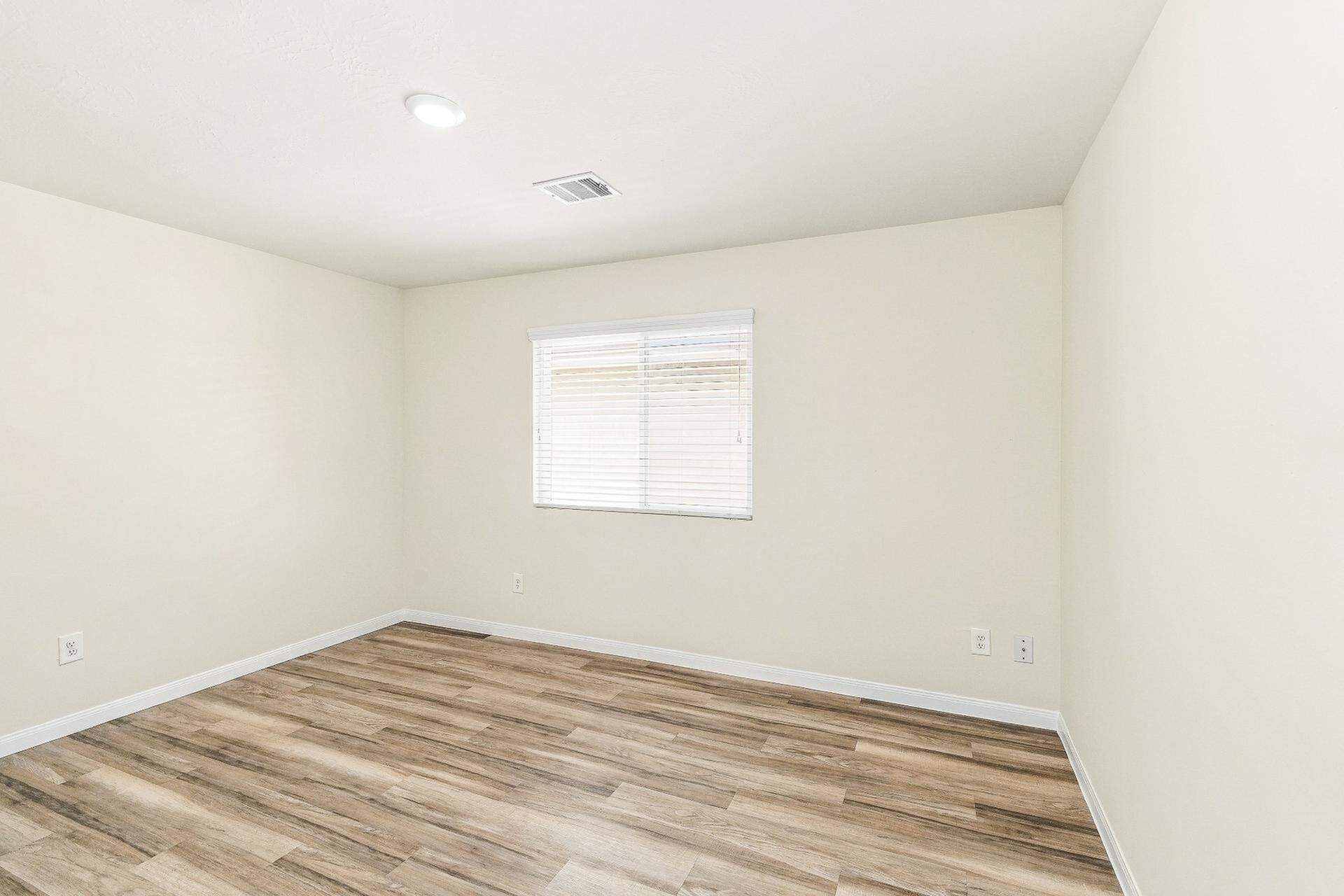 10015 Piave Drive Property Photo 5