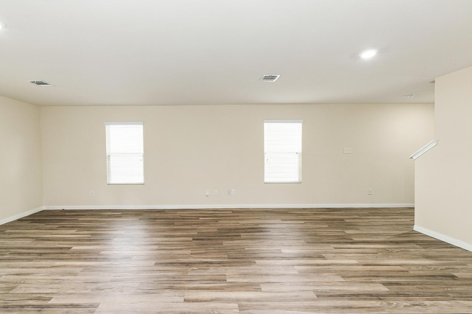 10015 Piave Drive Property Photo 7