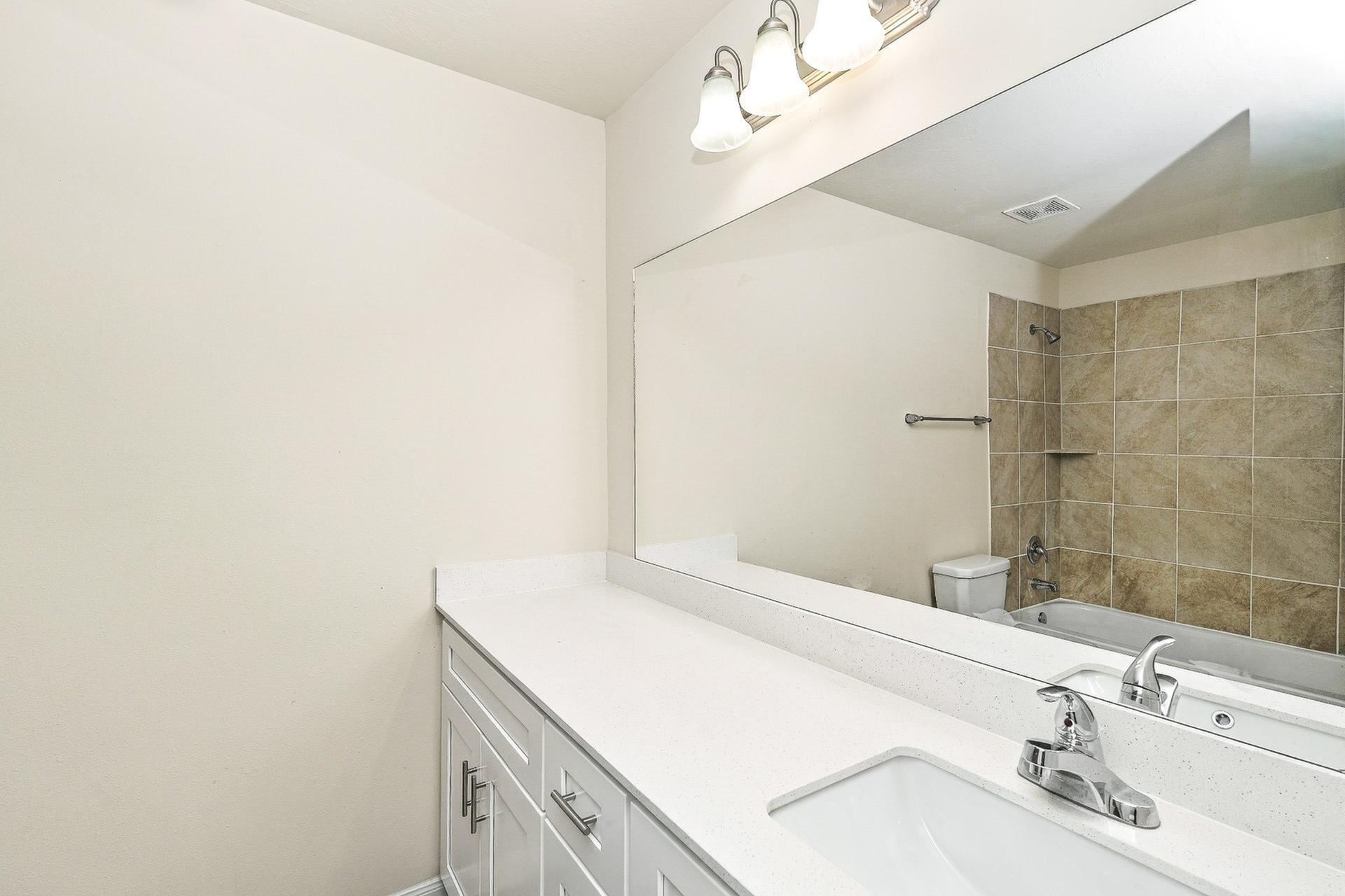10015 Piave Drive Property Photo 11