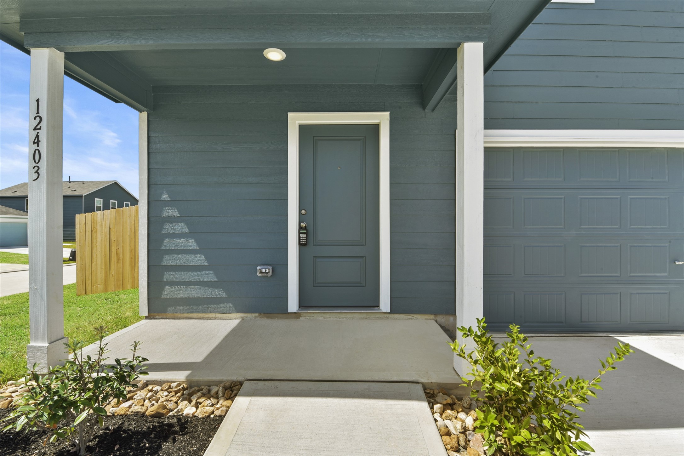 12403 Mountain Daisy Road Property Photo 5