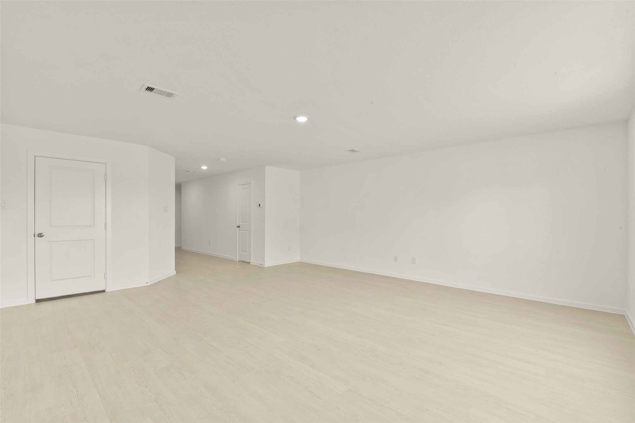 12403 Mountain Daisy Road Property Photo 9