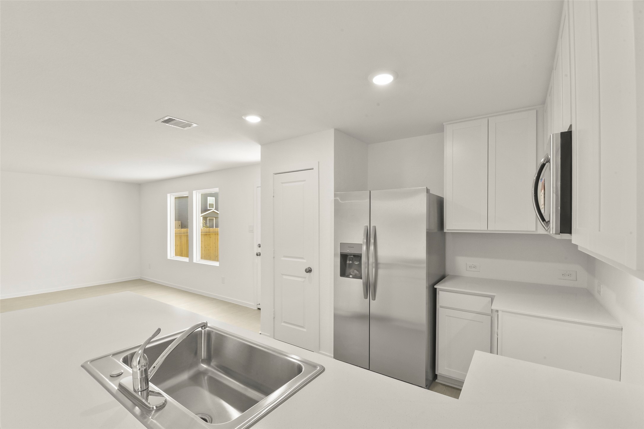 12403 Mountain Daisy Road Property Photo 14