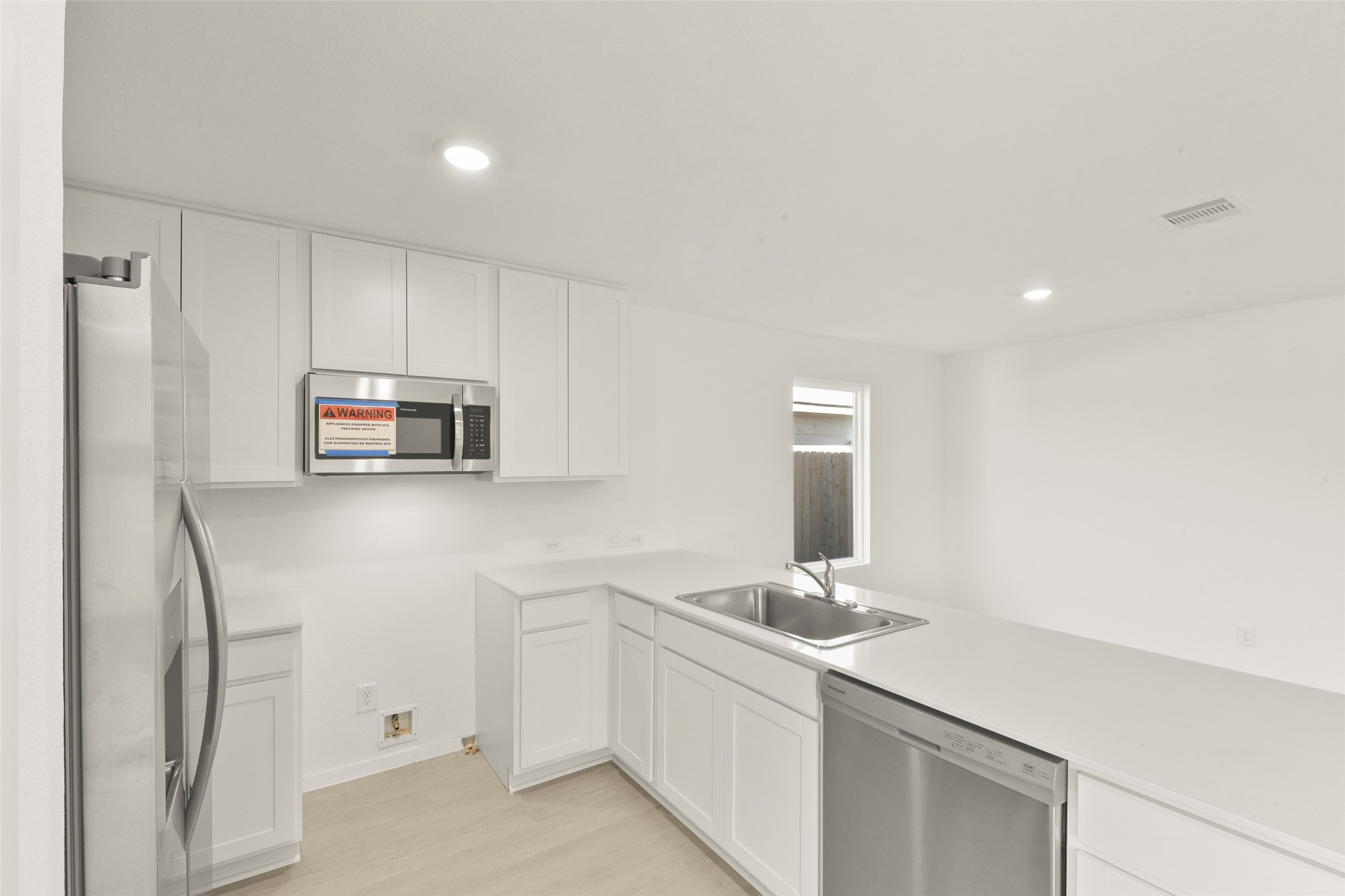 12403 Mountain Daisy Road Property Photo 17