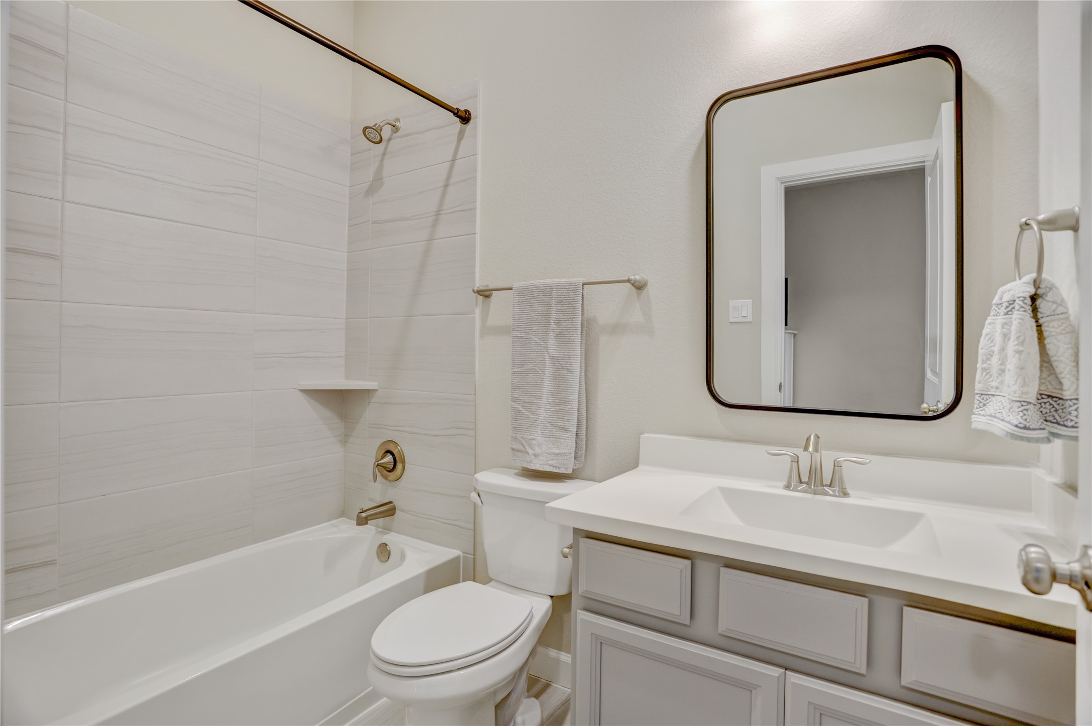 5918 Dark Kite Trail Property Photo 17