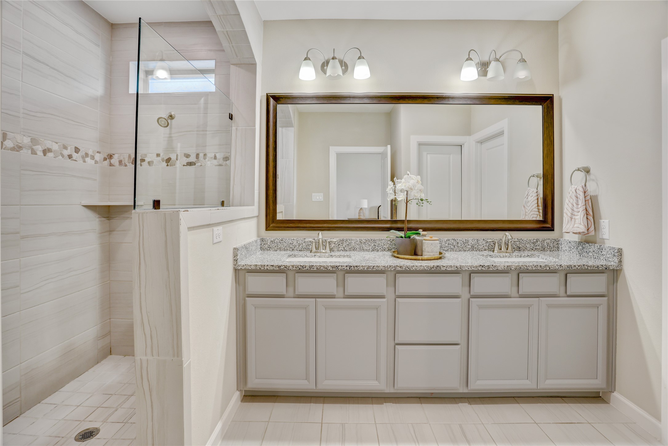 5918 Dark Kite Trail Property Photo 21