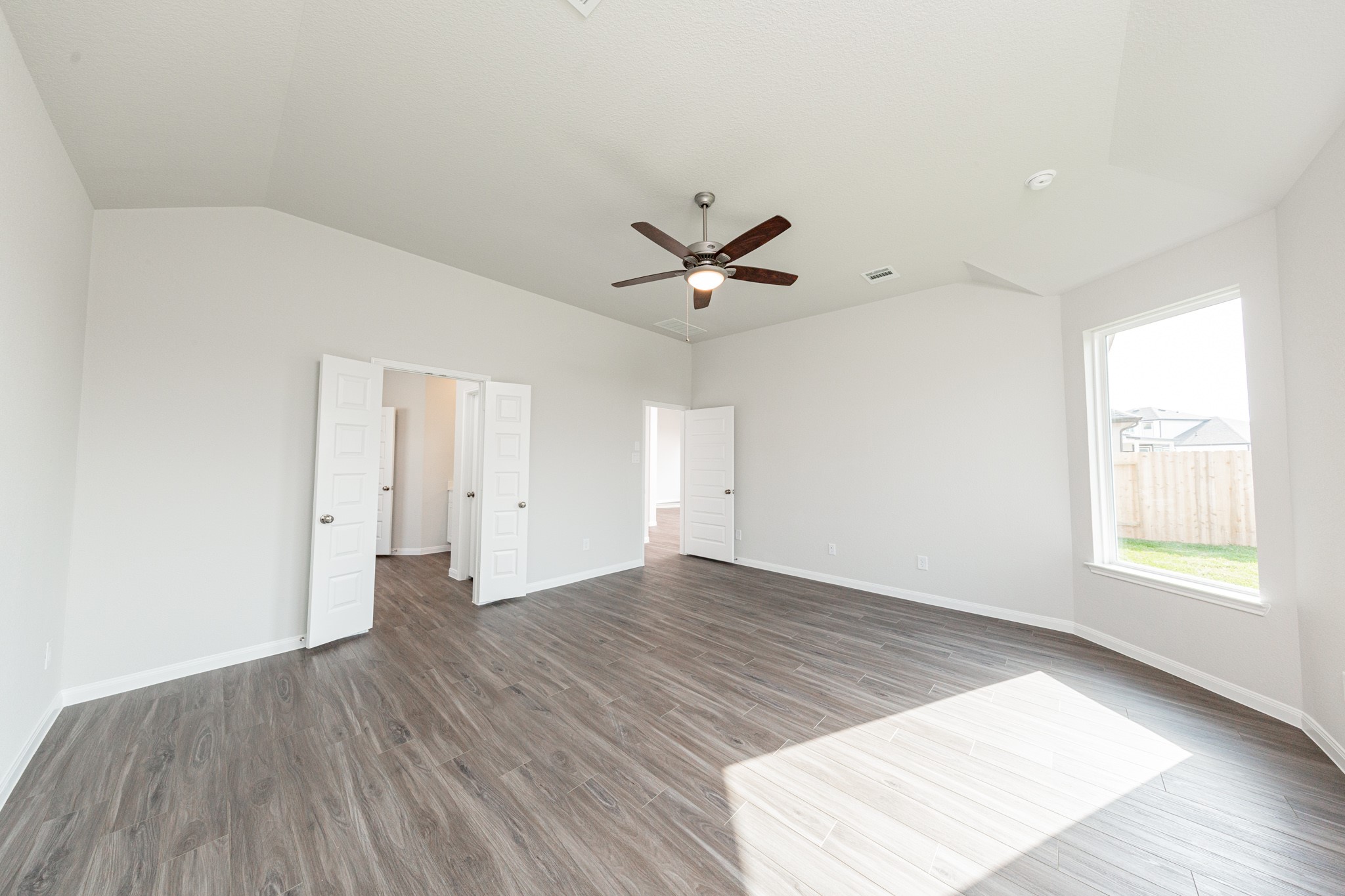 3033 Mustang Grove Way Property Photo 19
