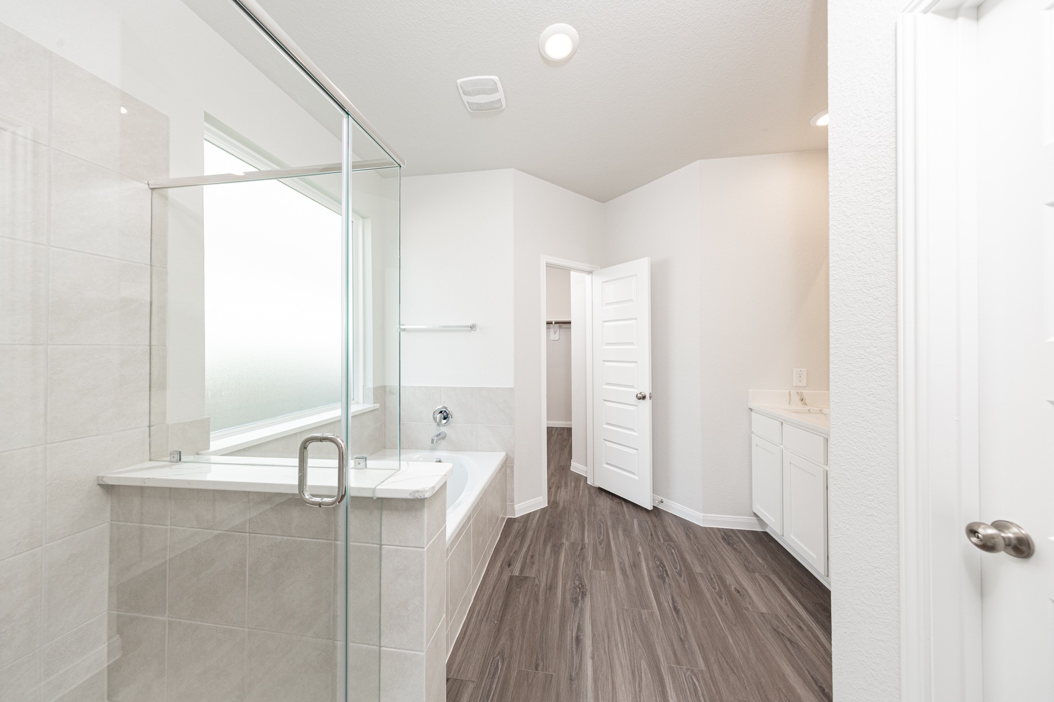 3033 Mustang Grove Way Property Photo 20