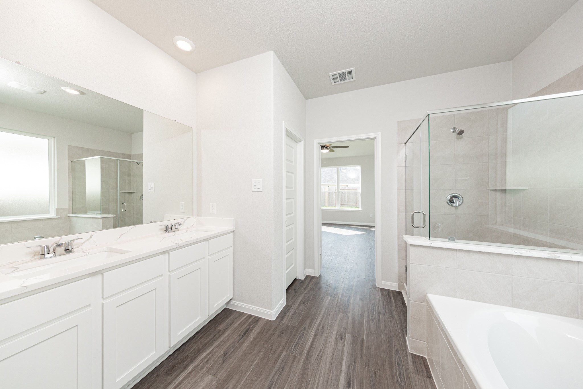 3033 Mustang Grove Way Property Photo 21