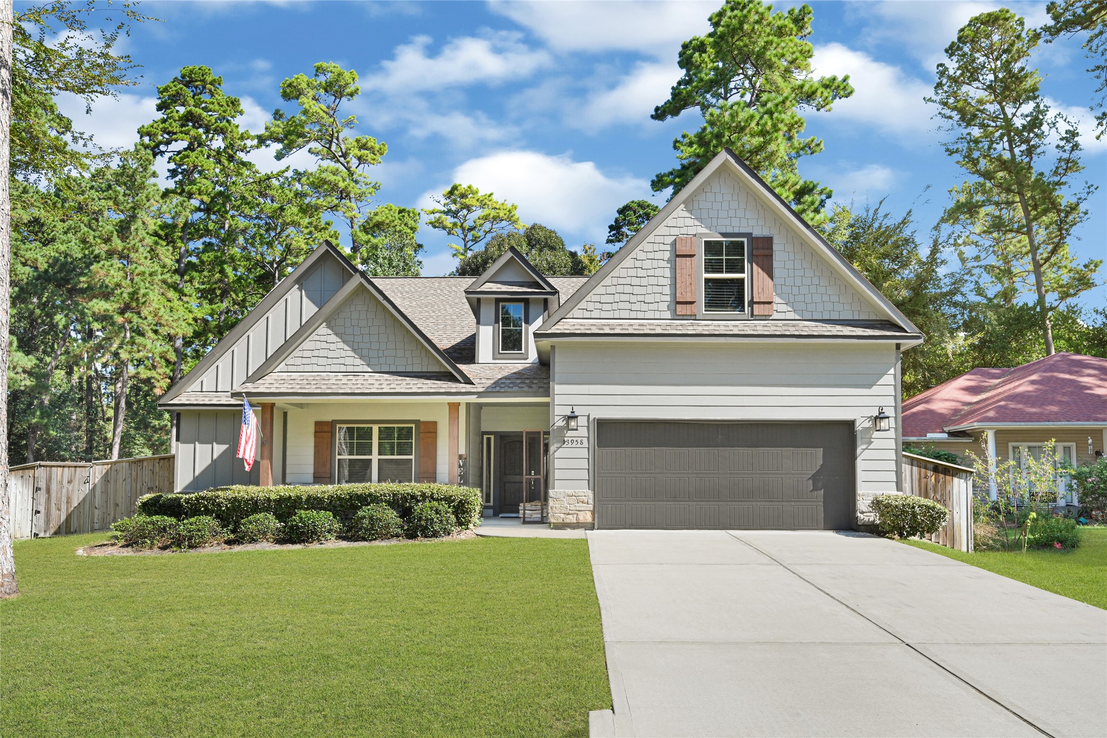 13958 Challenger Drive Property Photo 1