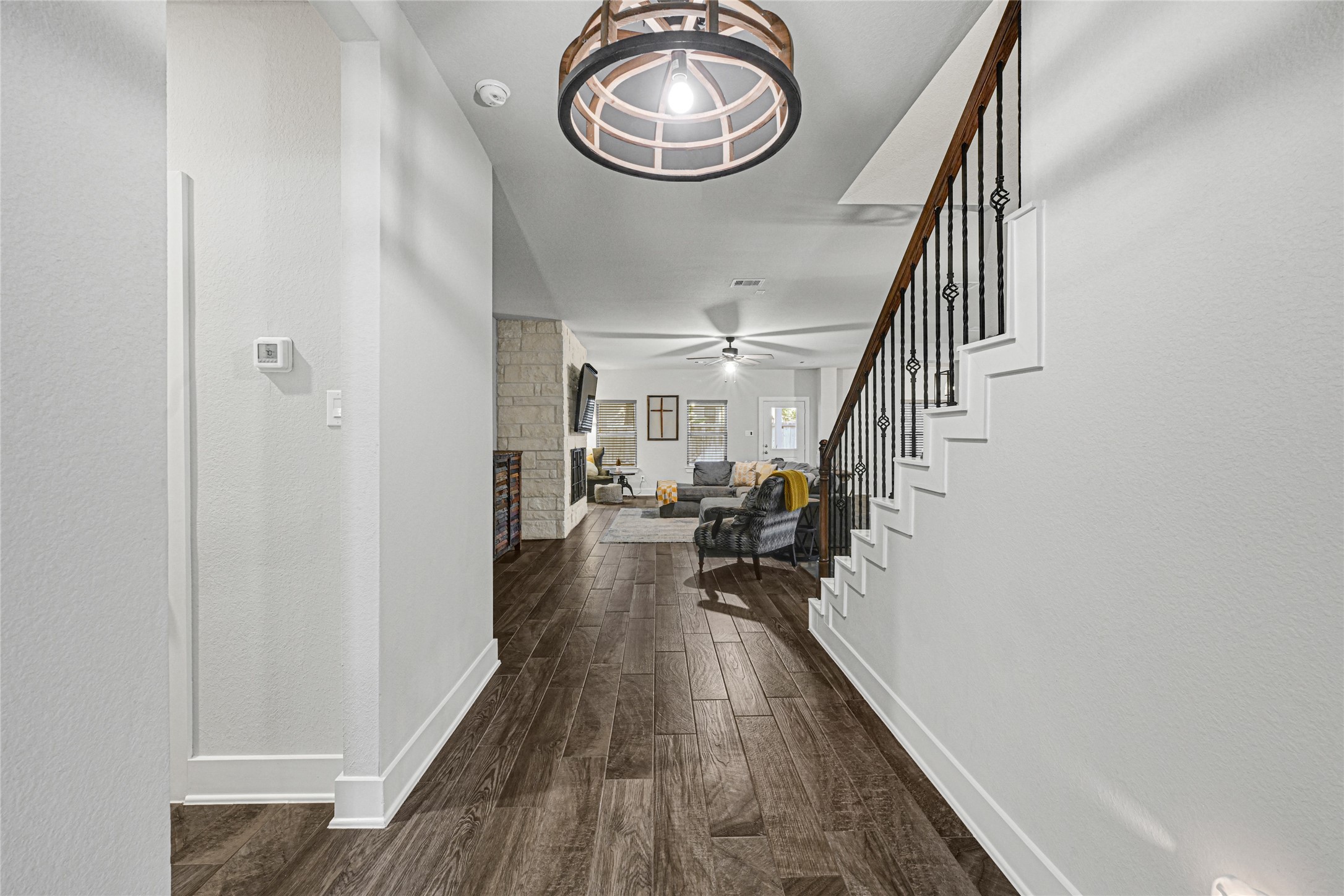 13958 Challenger Drive Property Photo 3