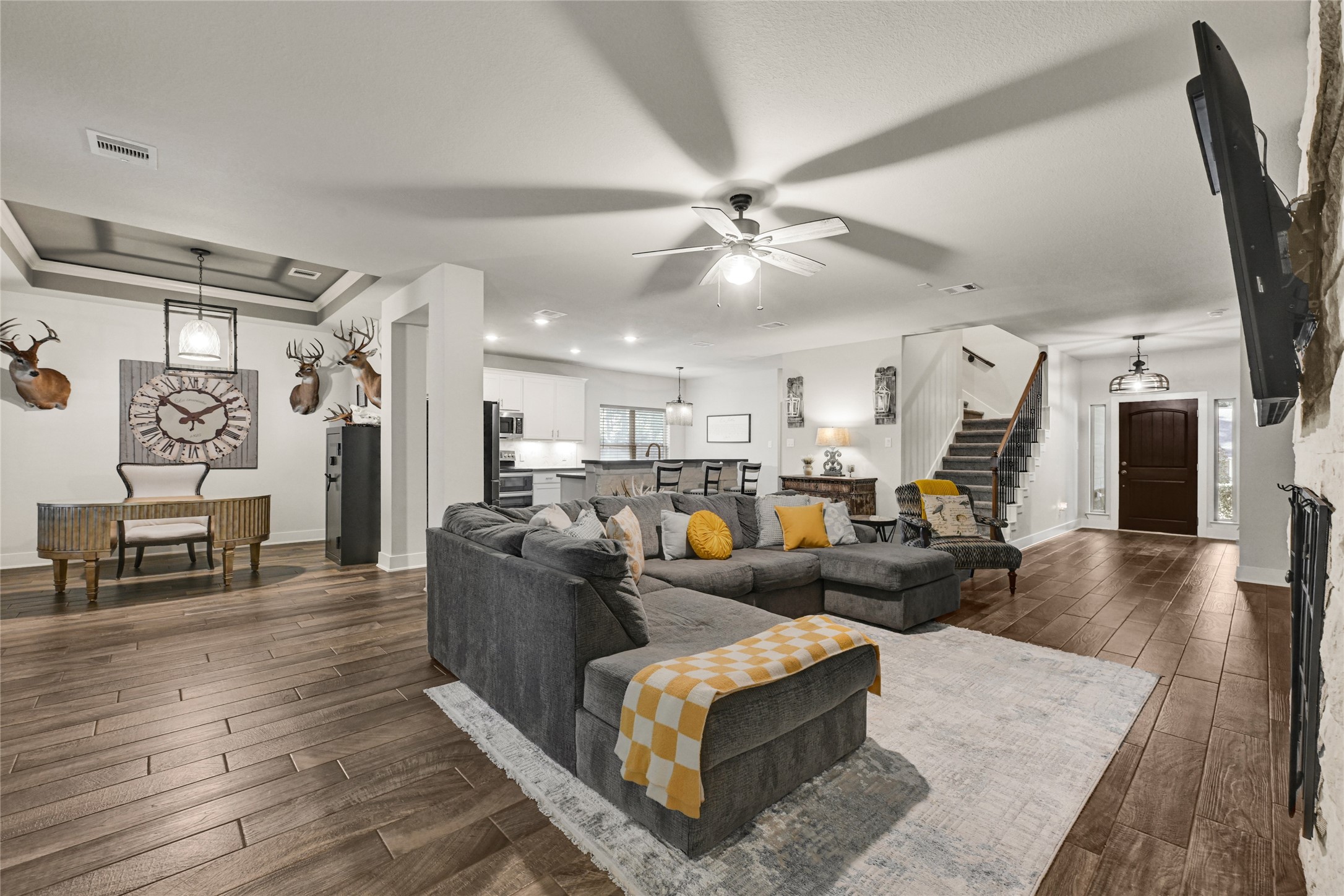 13958 Challenger Drive Property Photo 6