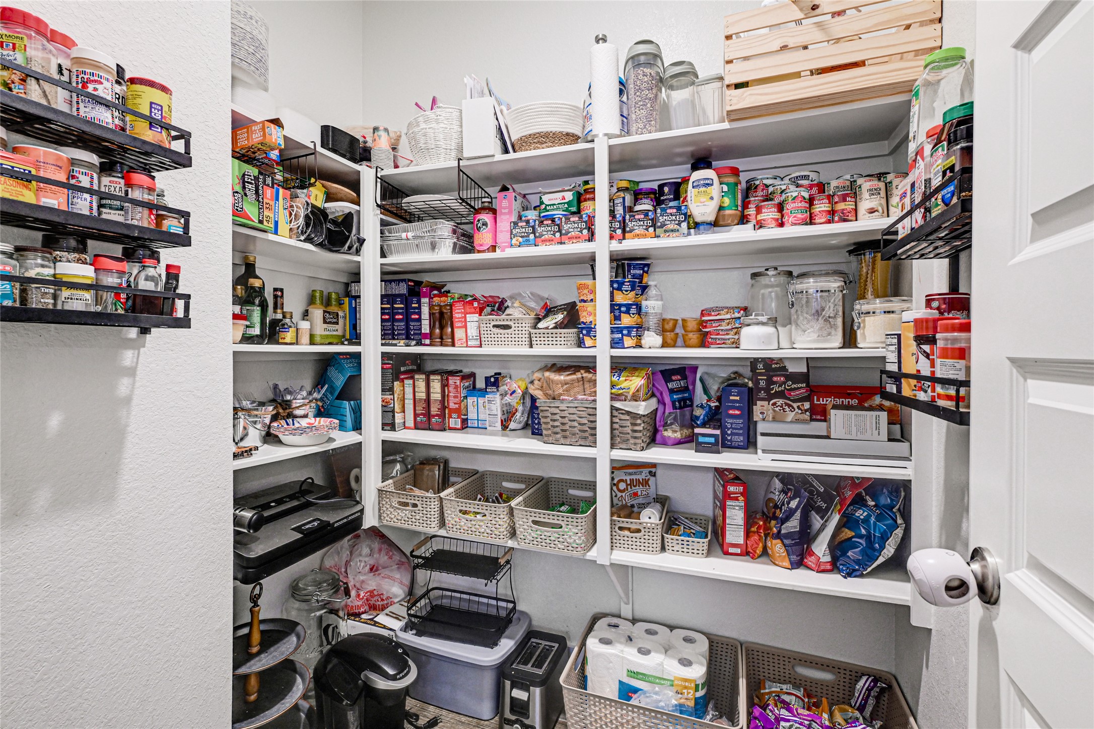 13958 Challenger Drive Property Photo 15