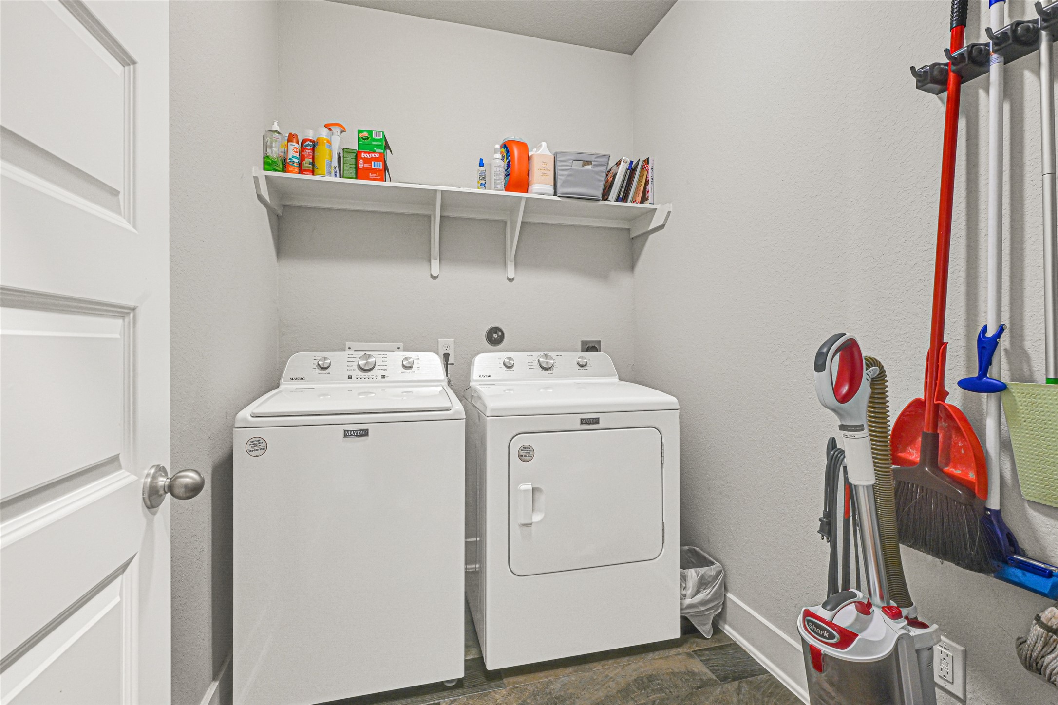 13958 Challenger Drive Property Photo 16