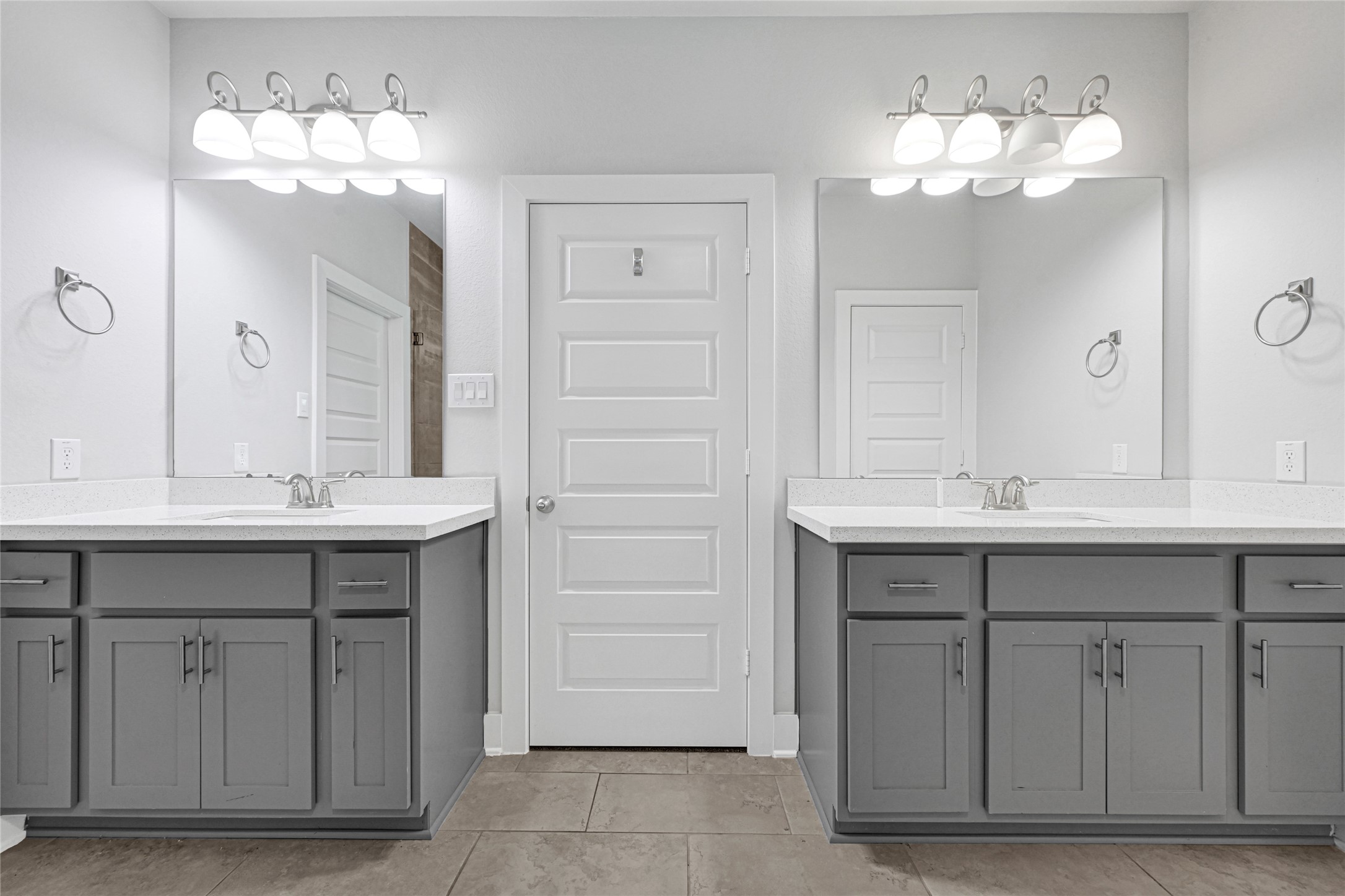 13958 Challenger Drive Property Photo 22