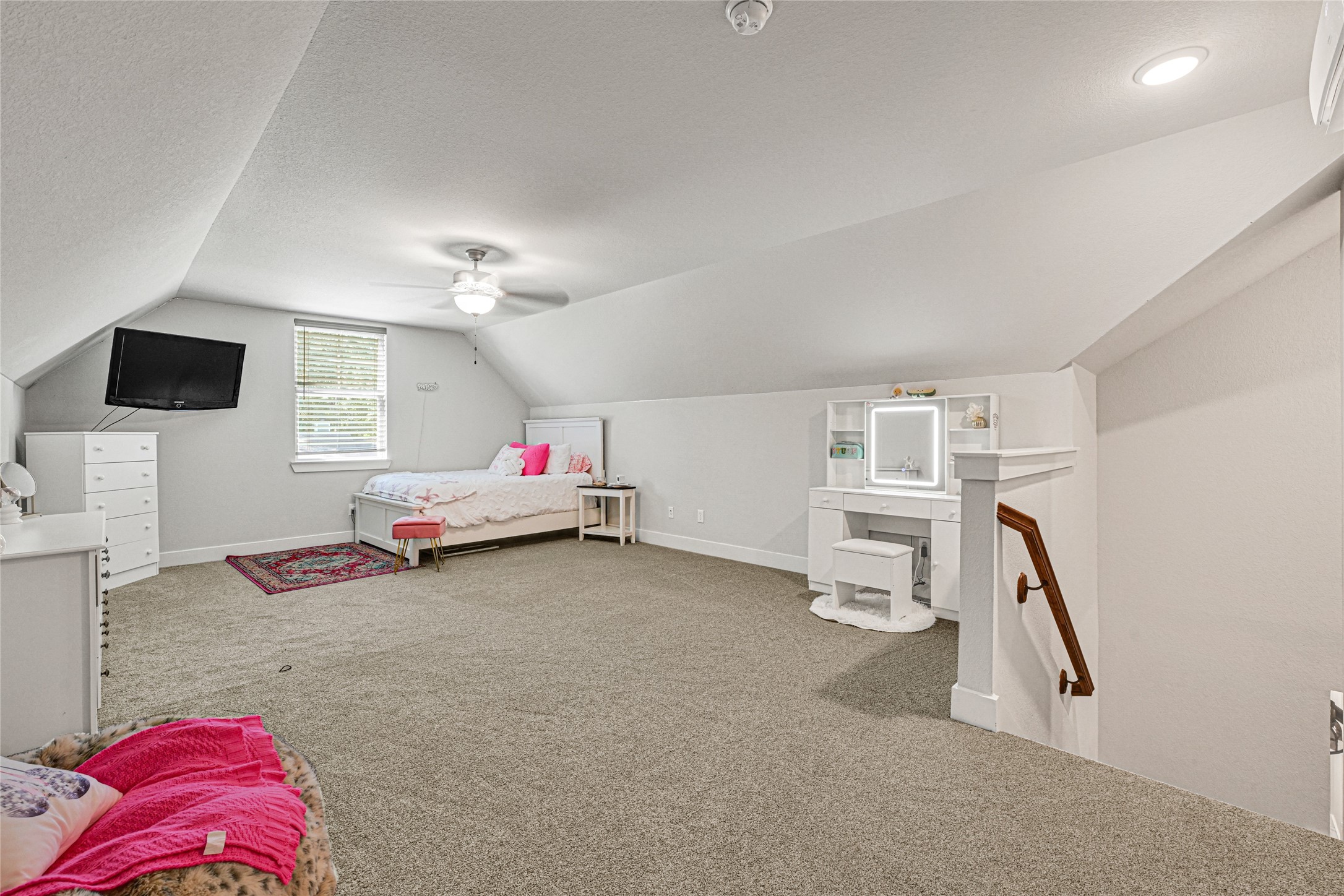 13958 Challenger Drive Property Photo 28